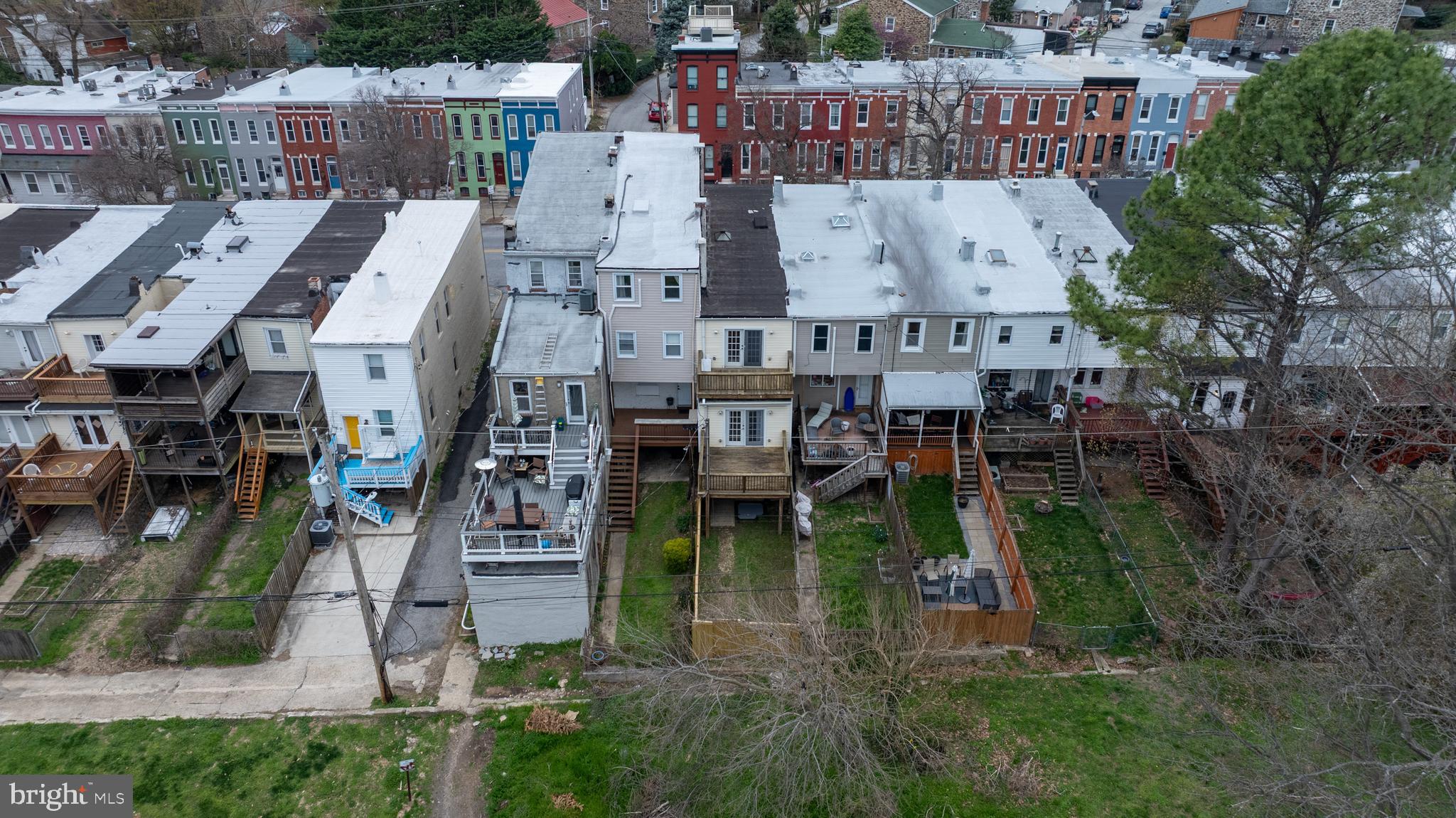 HAMPDEN HISTORIC DISTRICT - Residential