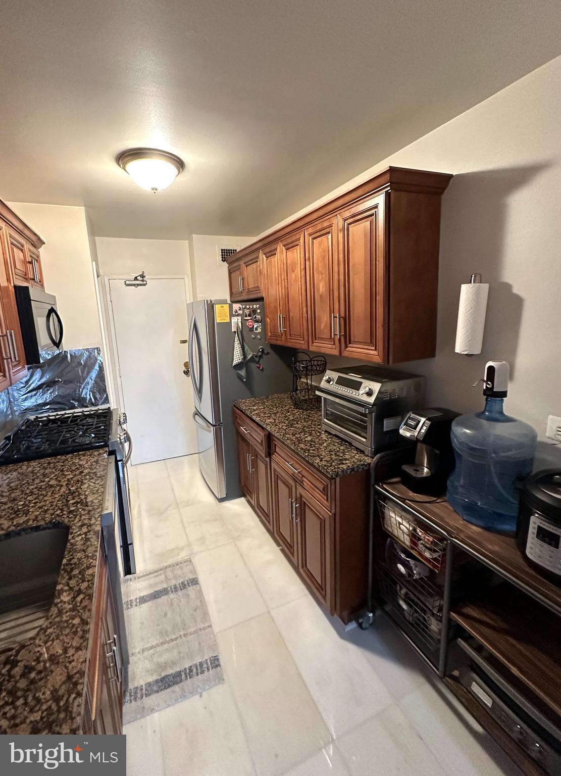 SILVER SPRING - Residential Lease