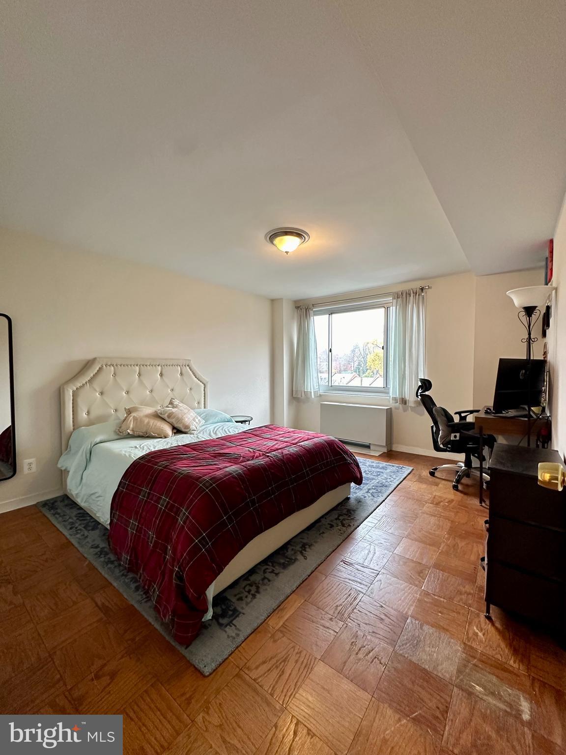 SILVER SPRING - Residential Lease