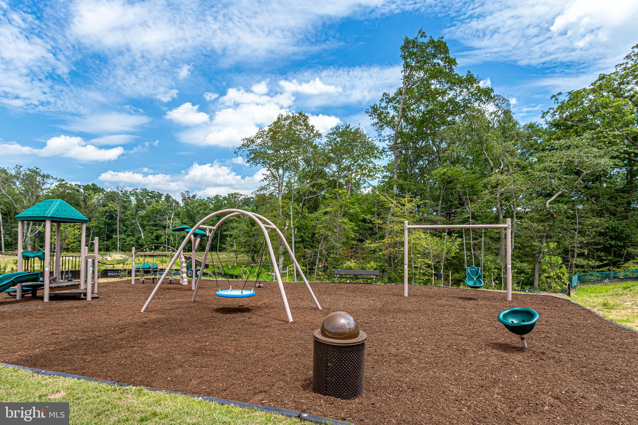 HAMILTON PARK - Residential Lease