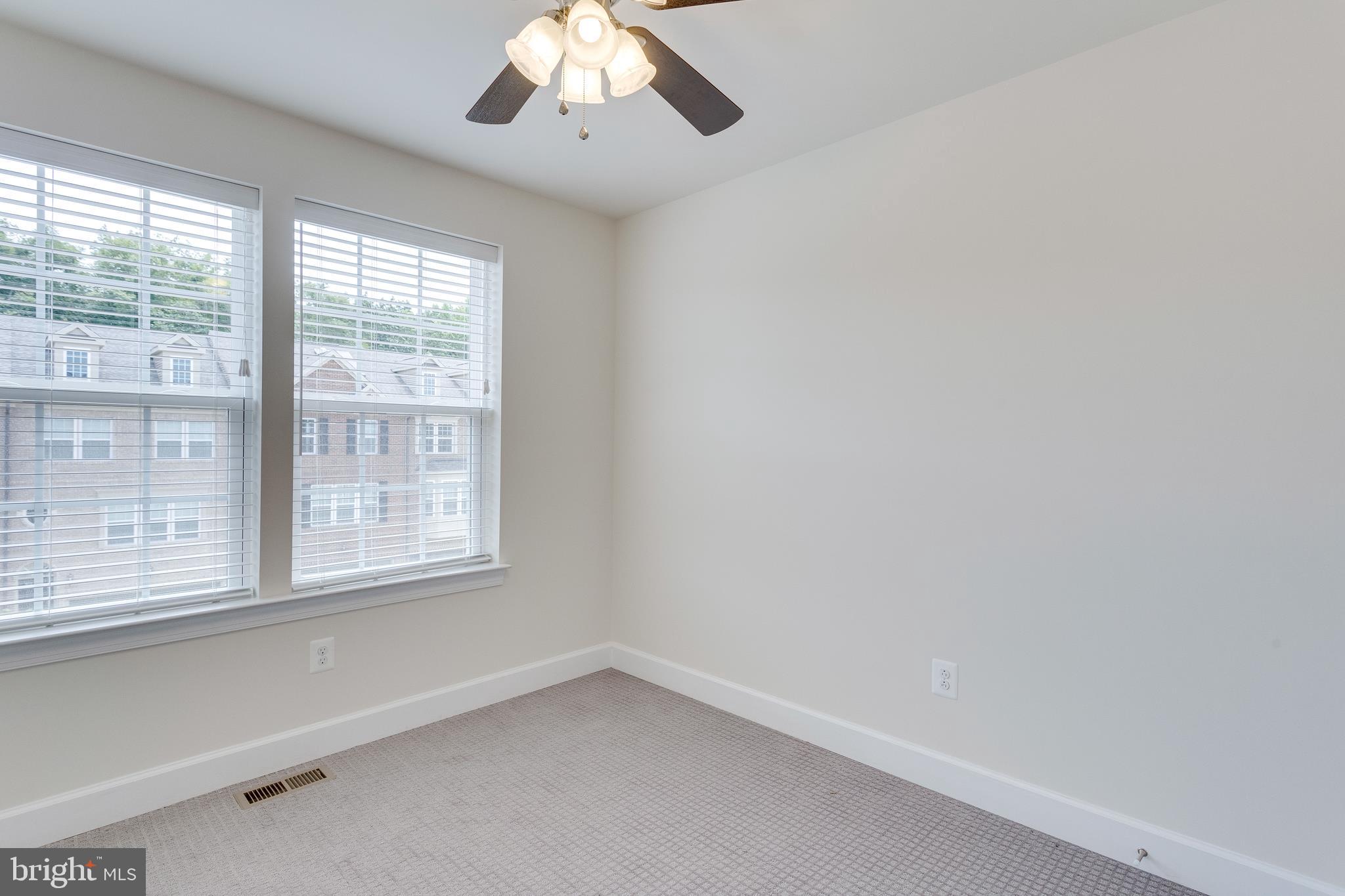 HAMILTON PARK - Residential Lease