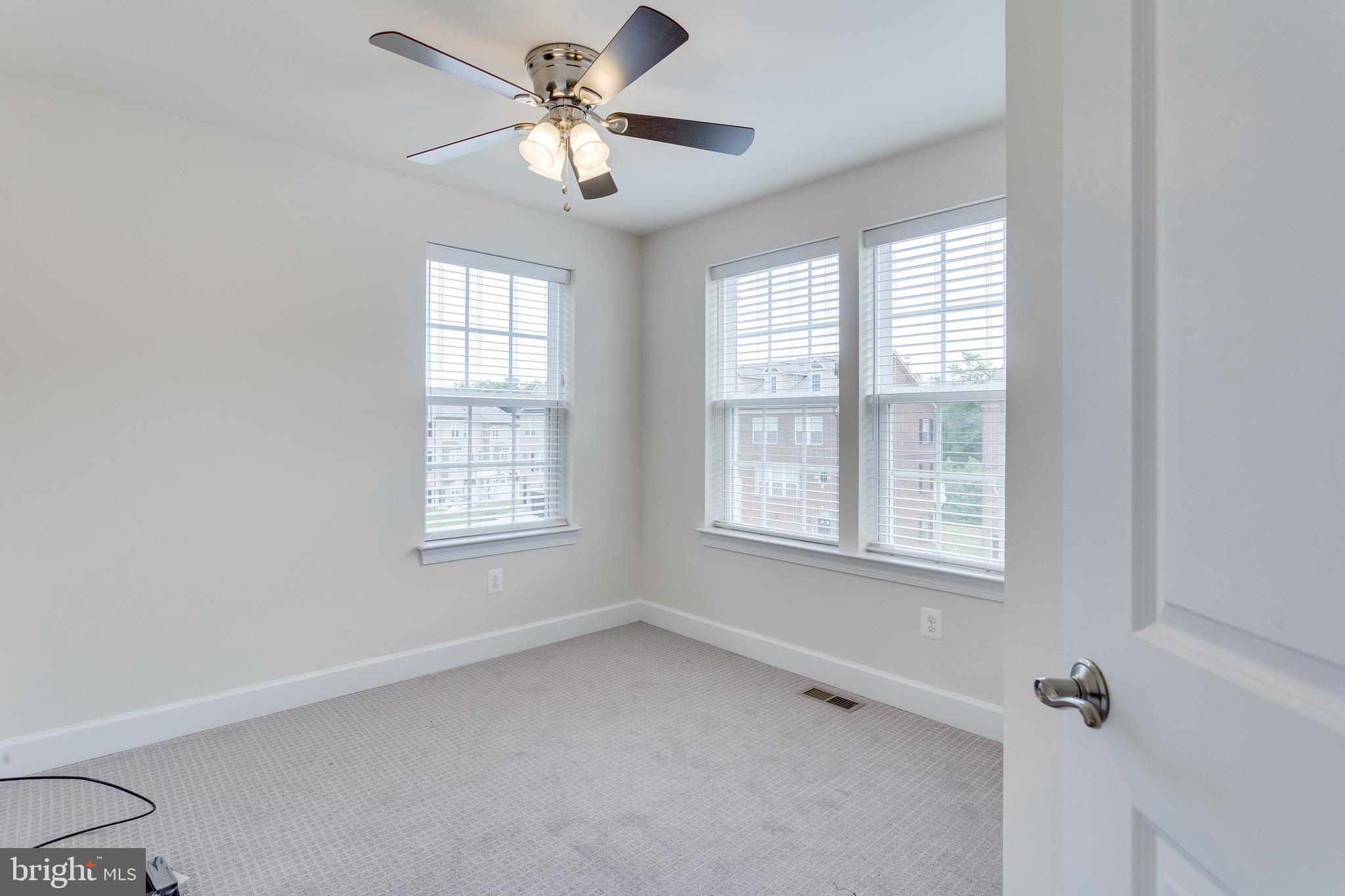 HAMILTON PARK - Residential Lease