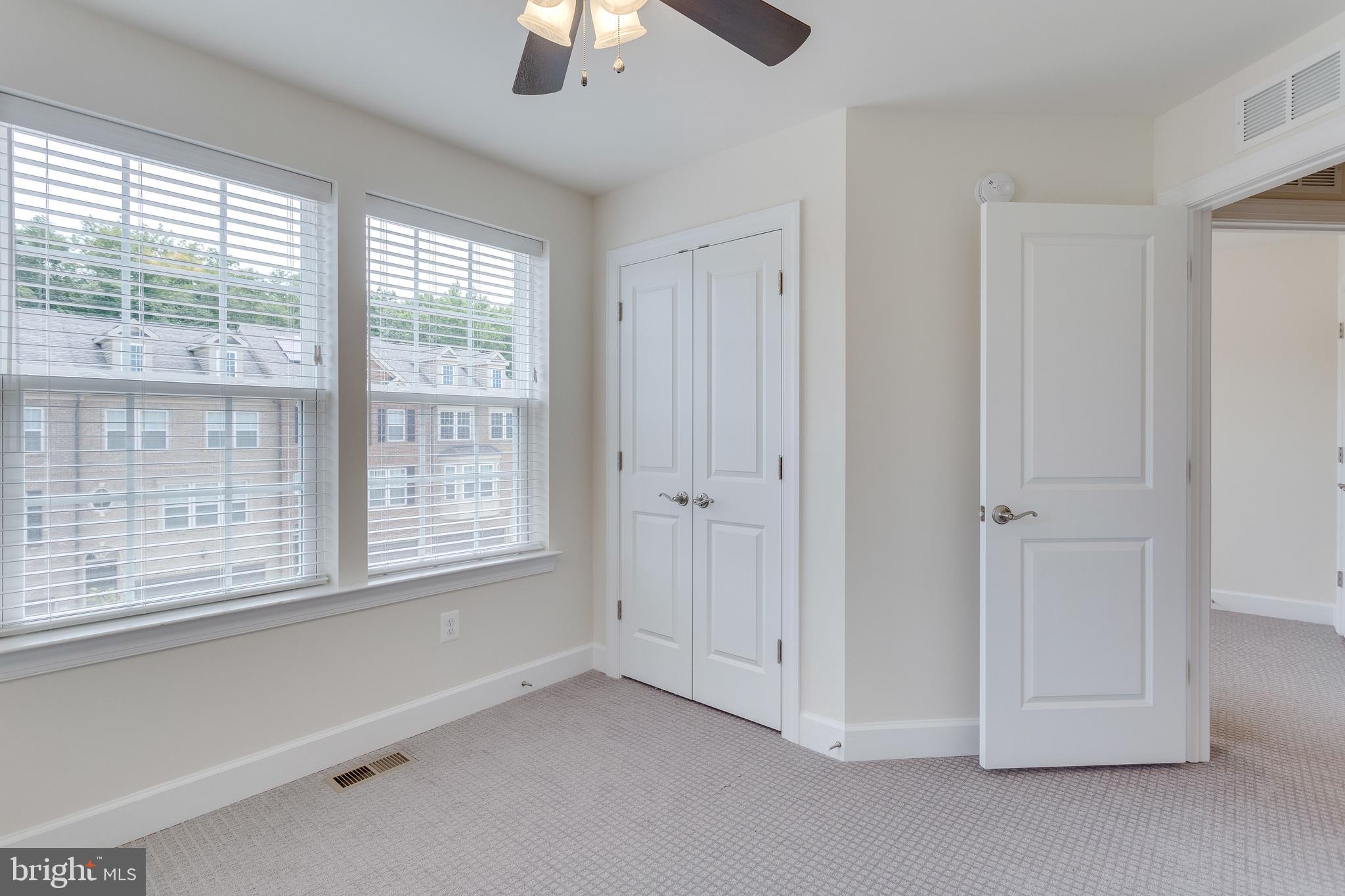 HAMILTON PARK - Residential Lease