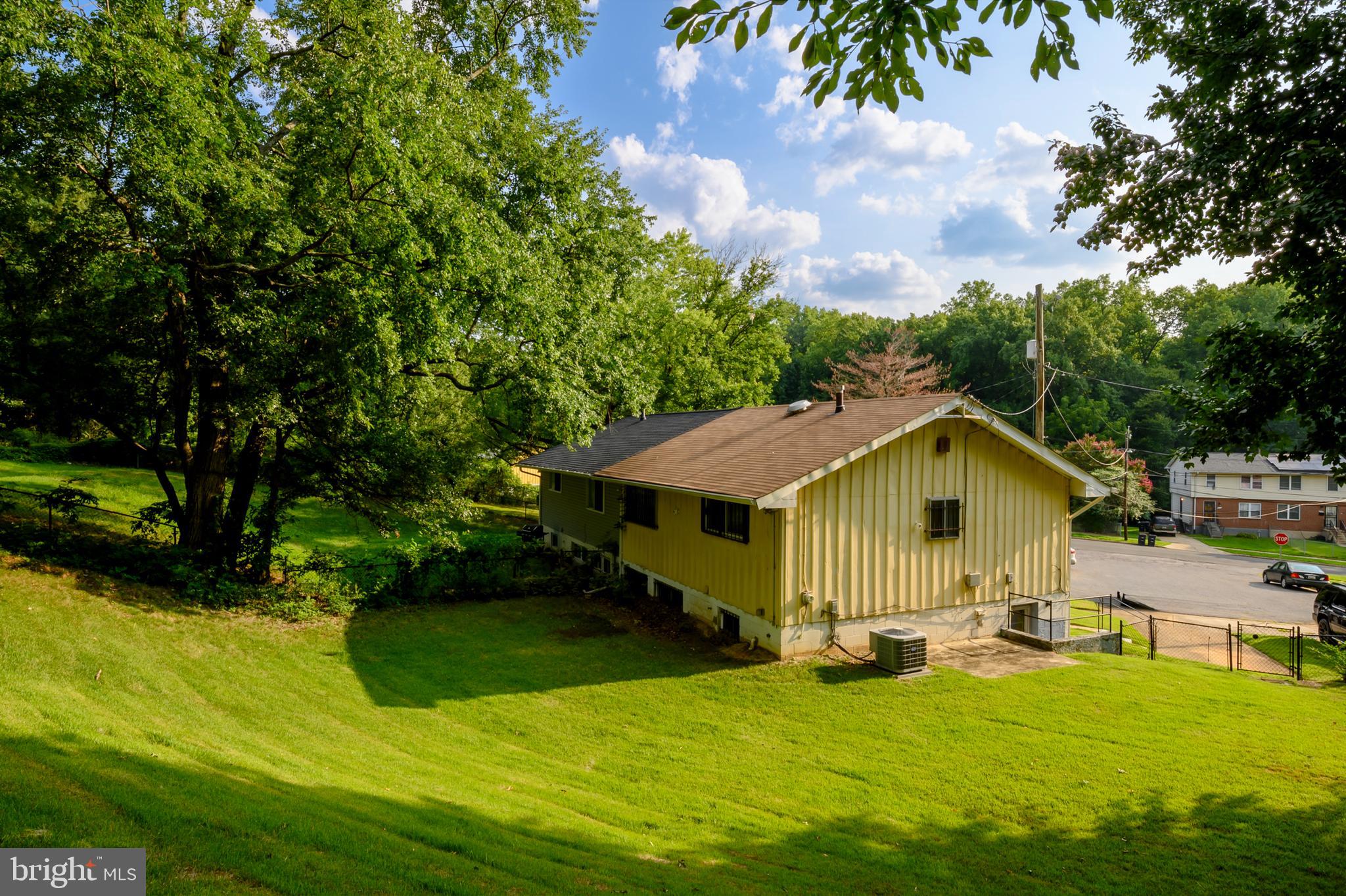 HIGHLAND GARDENS - Residential