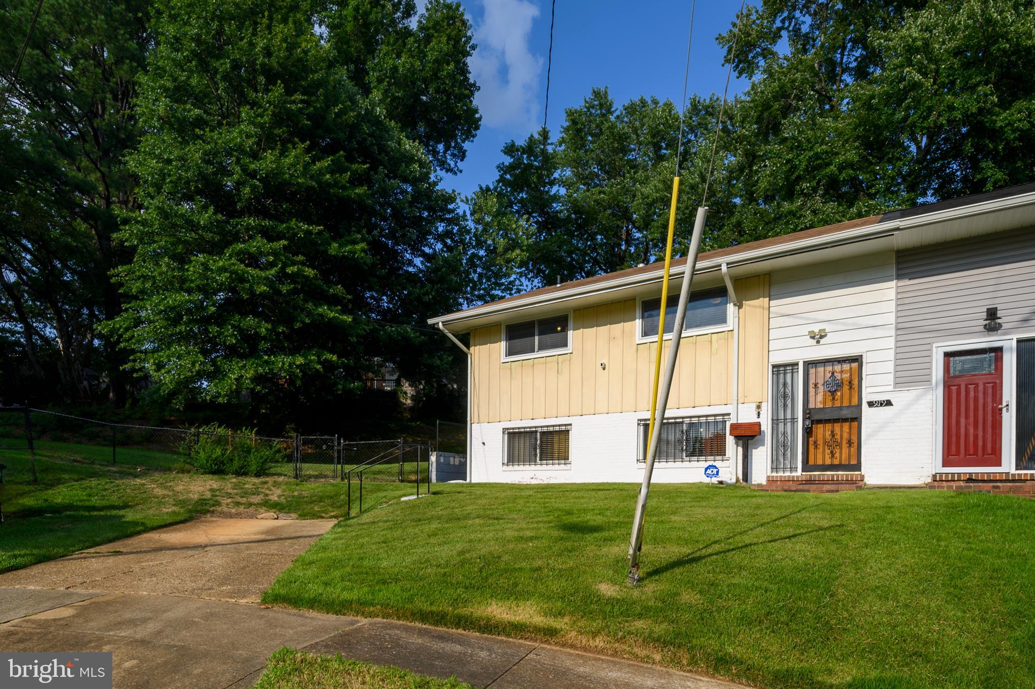 HIGHLAND GARDENS - Residential