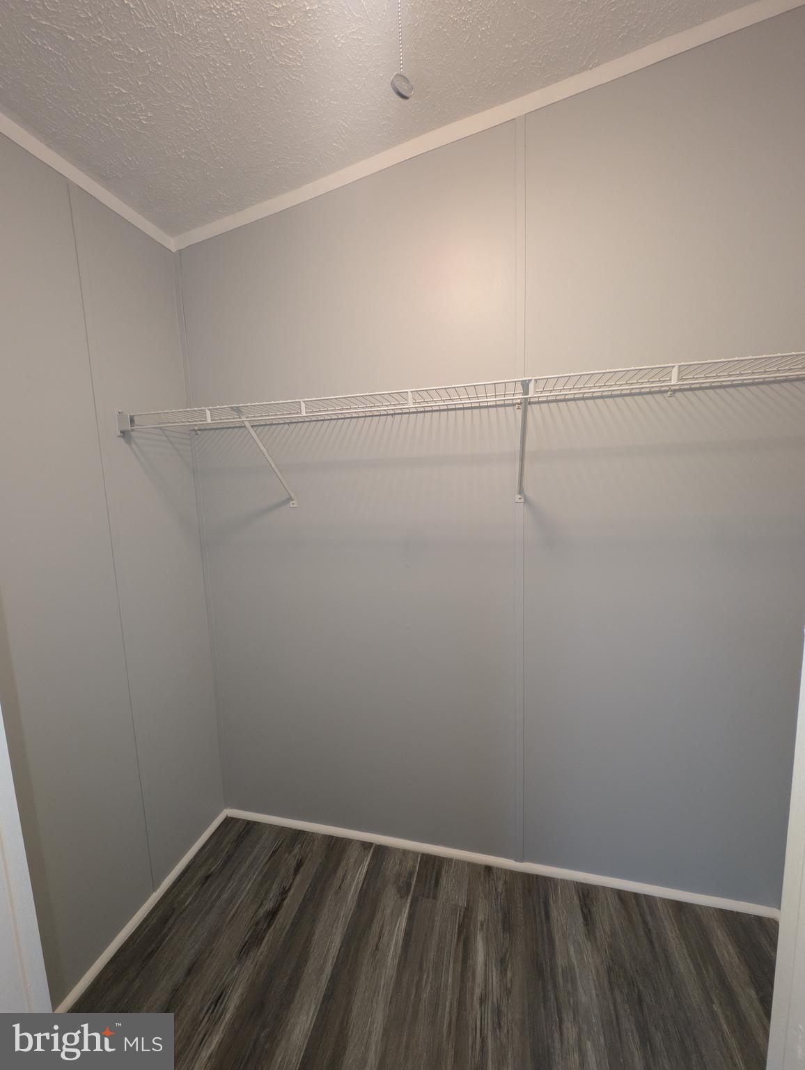 BUSH RIVER MANOR - Residential