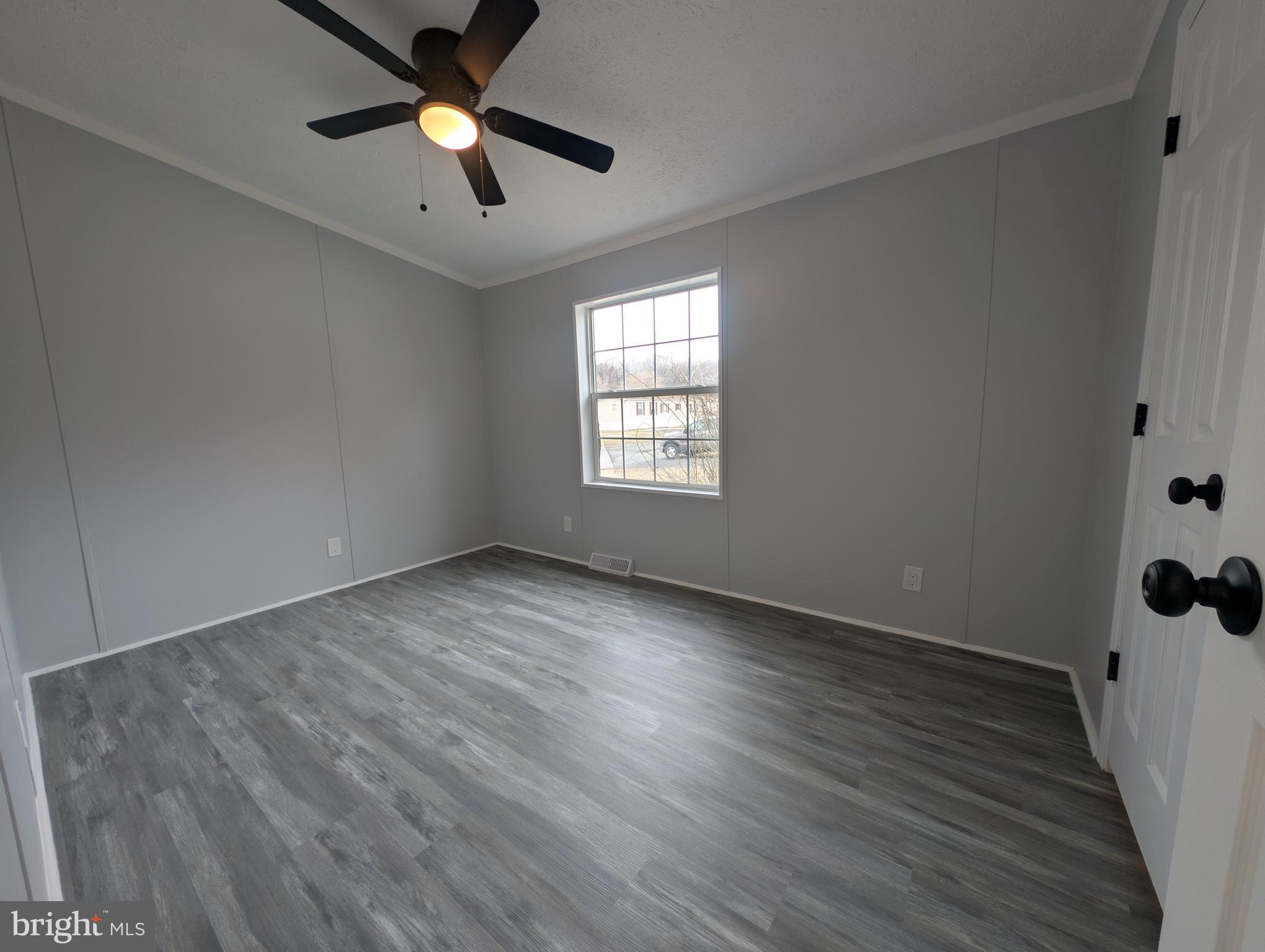 BUSH RIVER MANOR - Residential