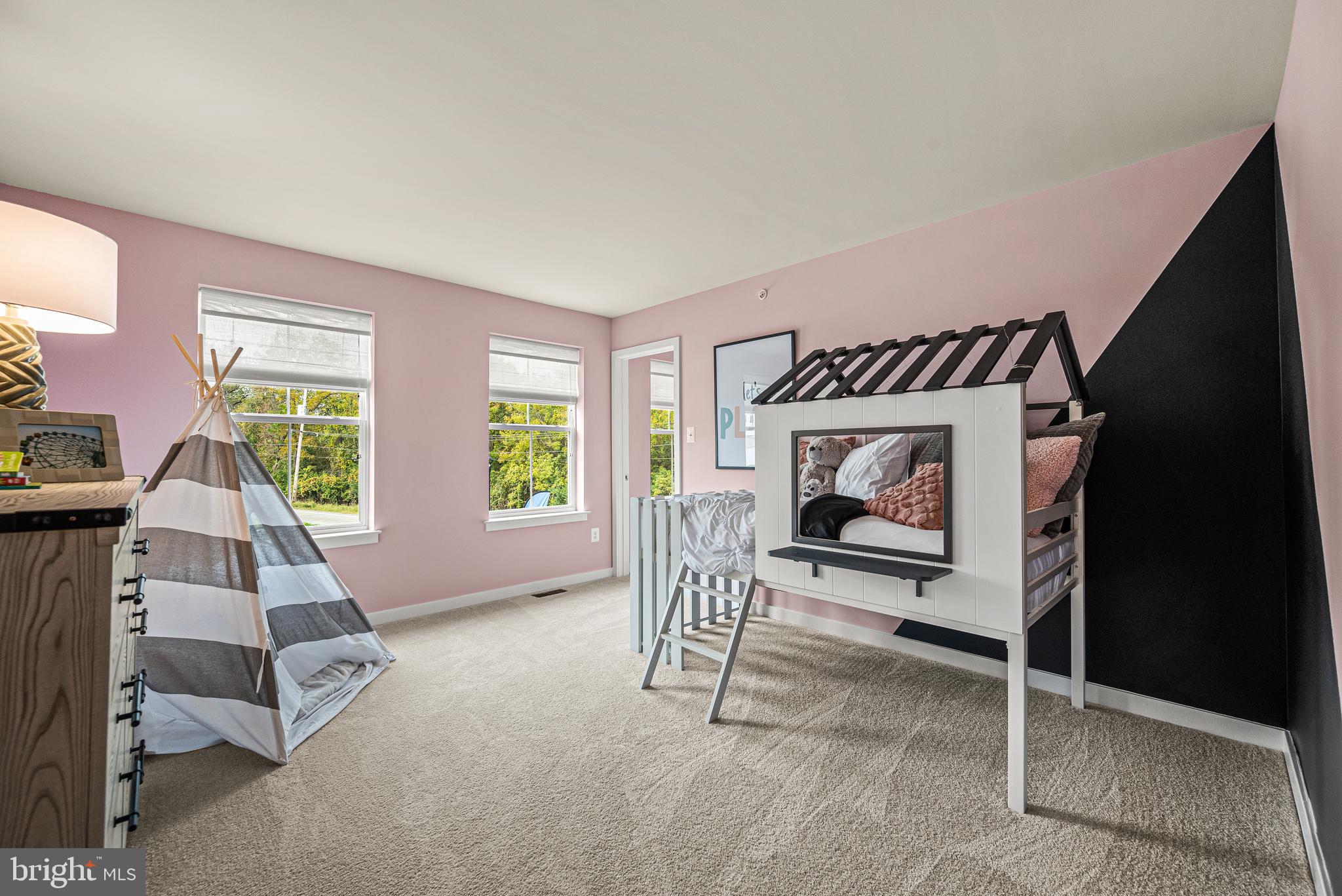 CLOVER MILL - Residential