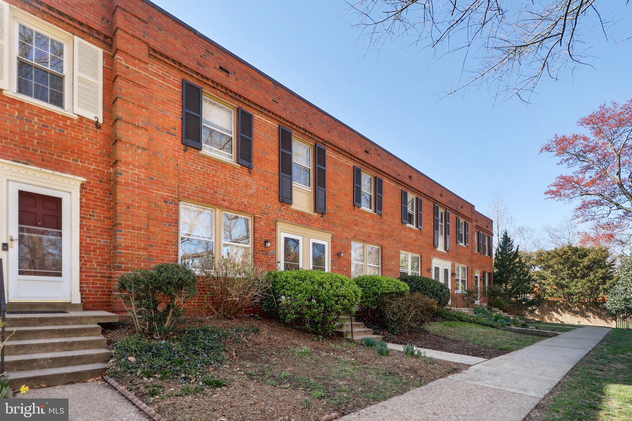 ARLINGTON VILLAGE - Residential