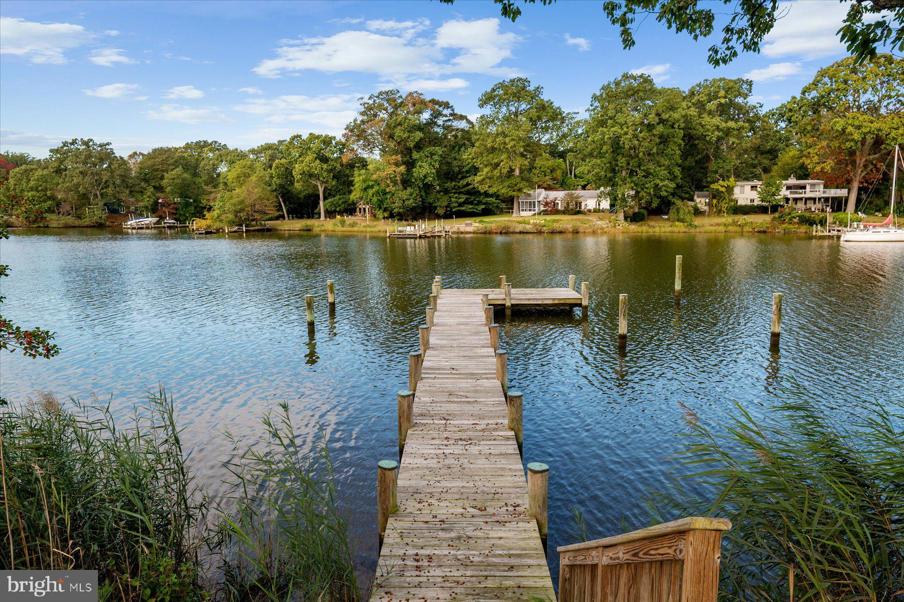 1576 BAY HEAD ROAD