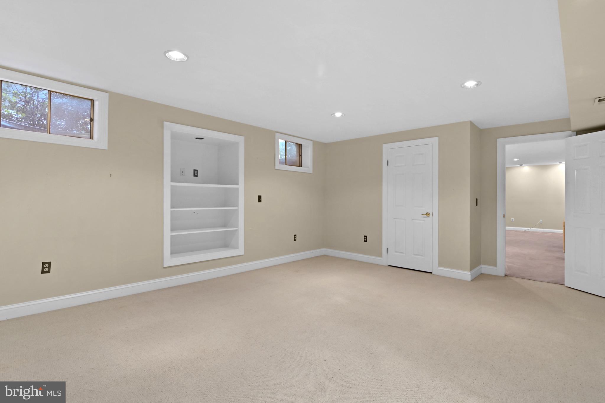 VIRGINIA RUN - Residential