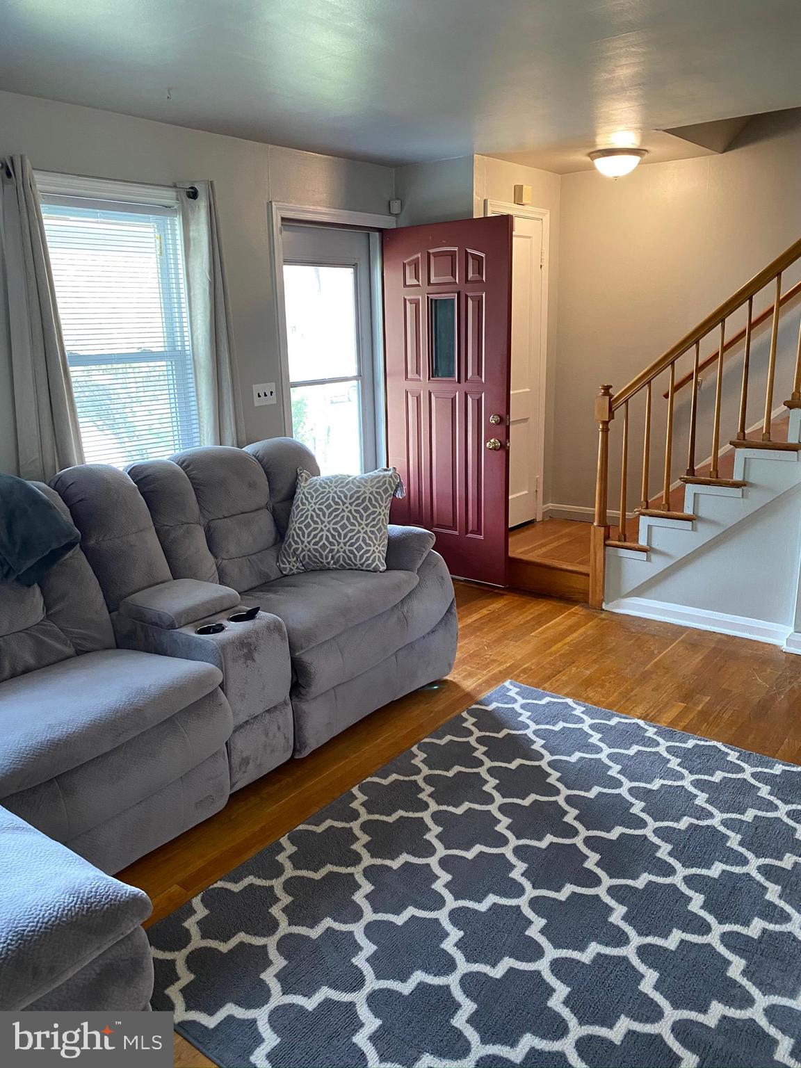 IDLEWOOD - Residential