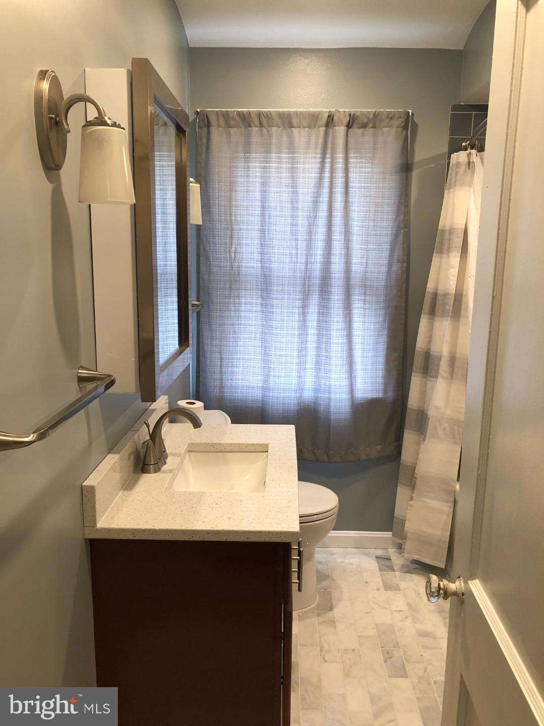 IDLEWOOD - Residential