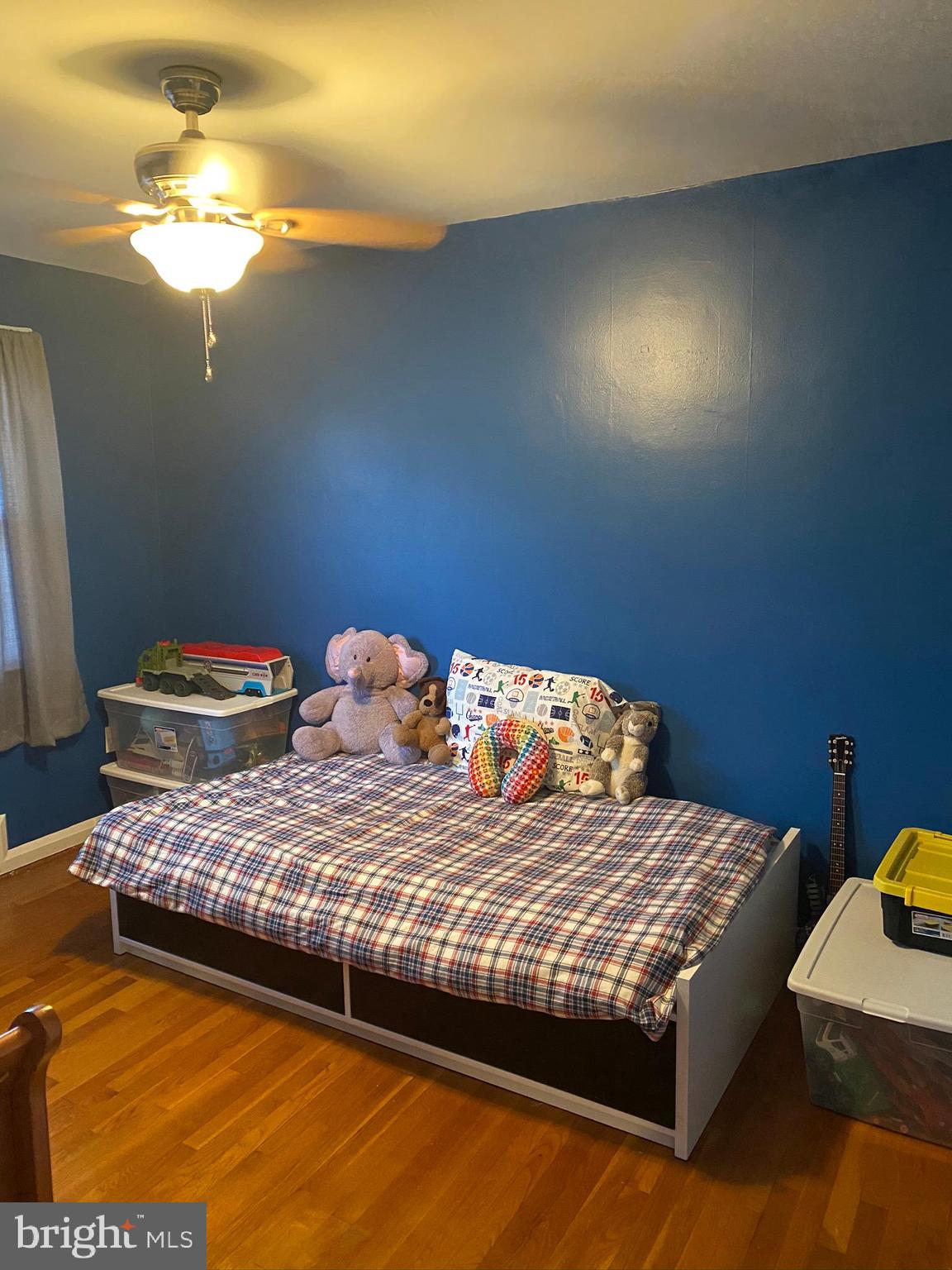 IDLEWOOD - Residential