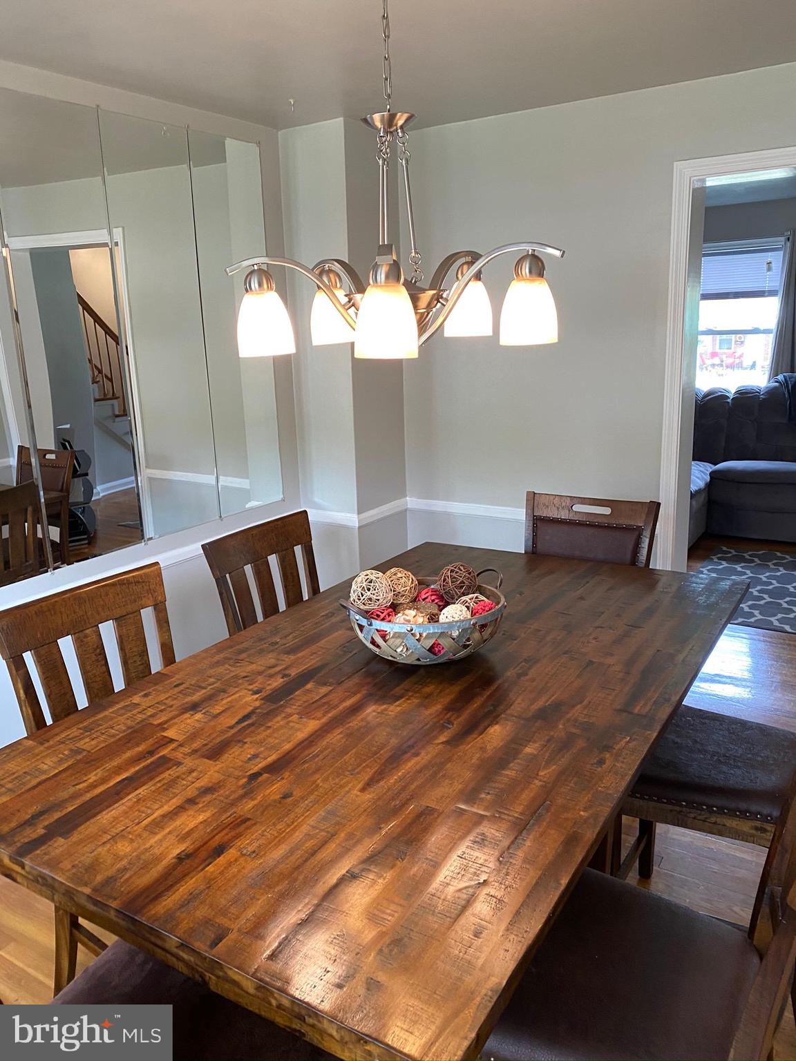 IDLEWOOD - Residential