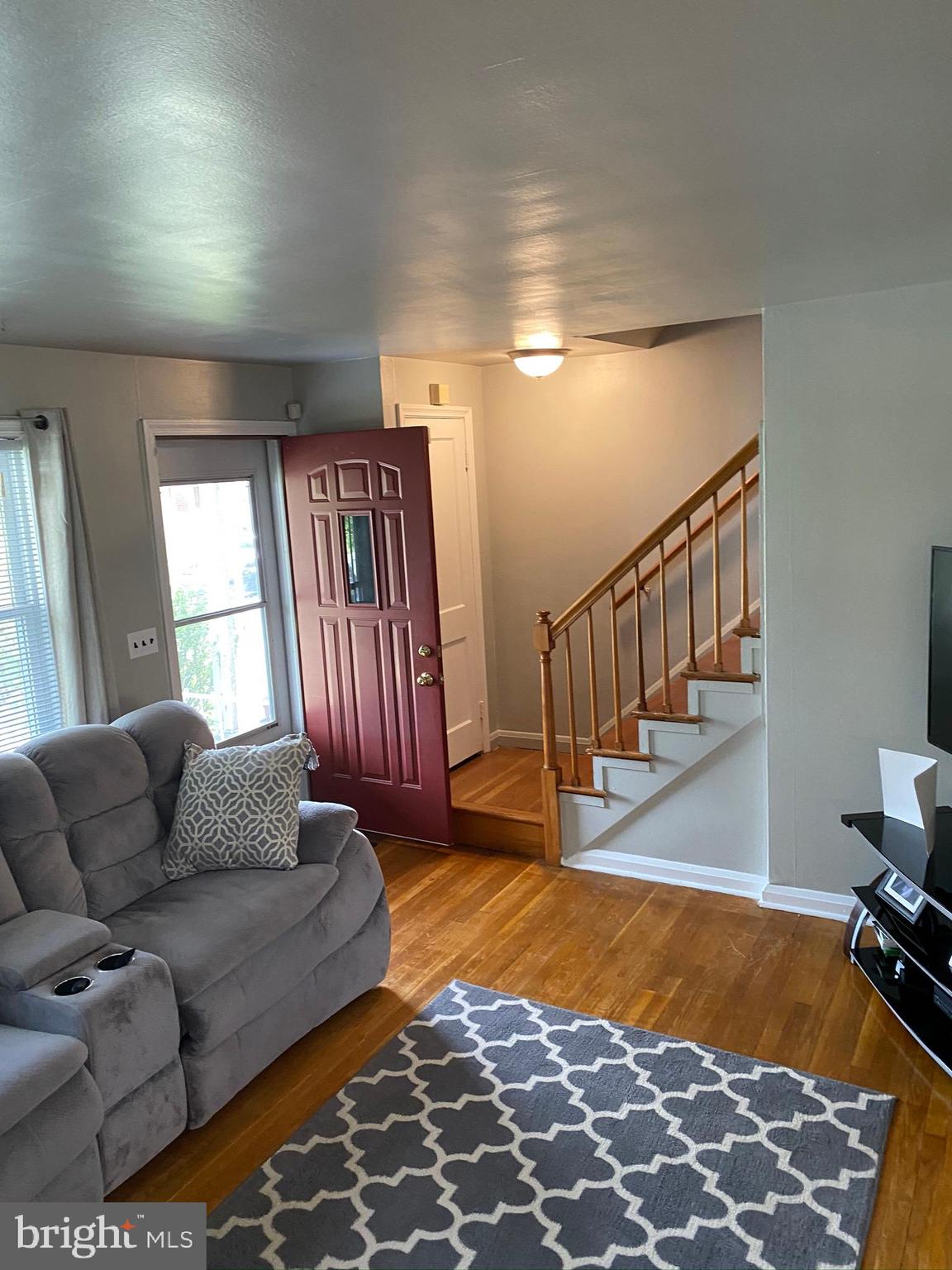 IDLEWOOD - Residential