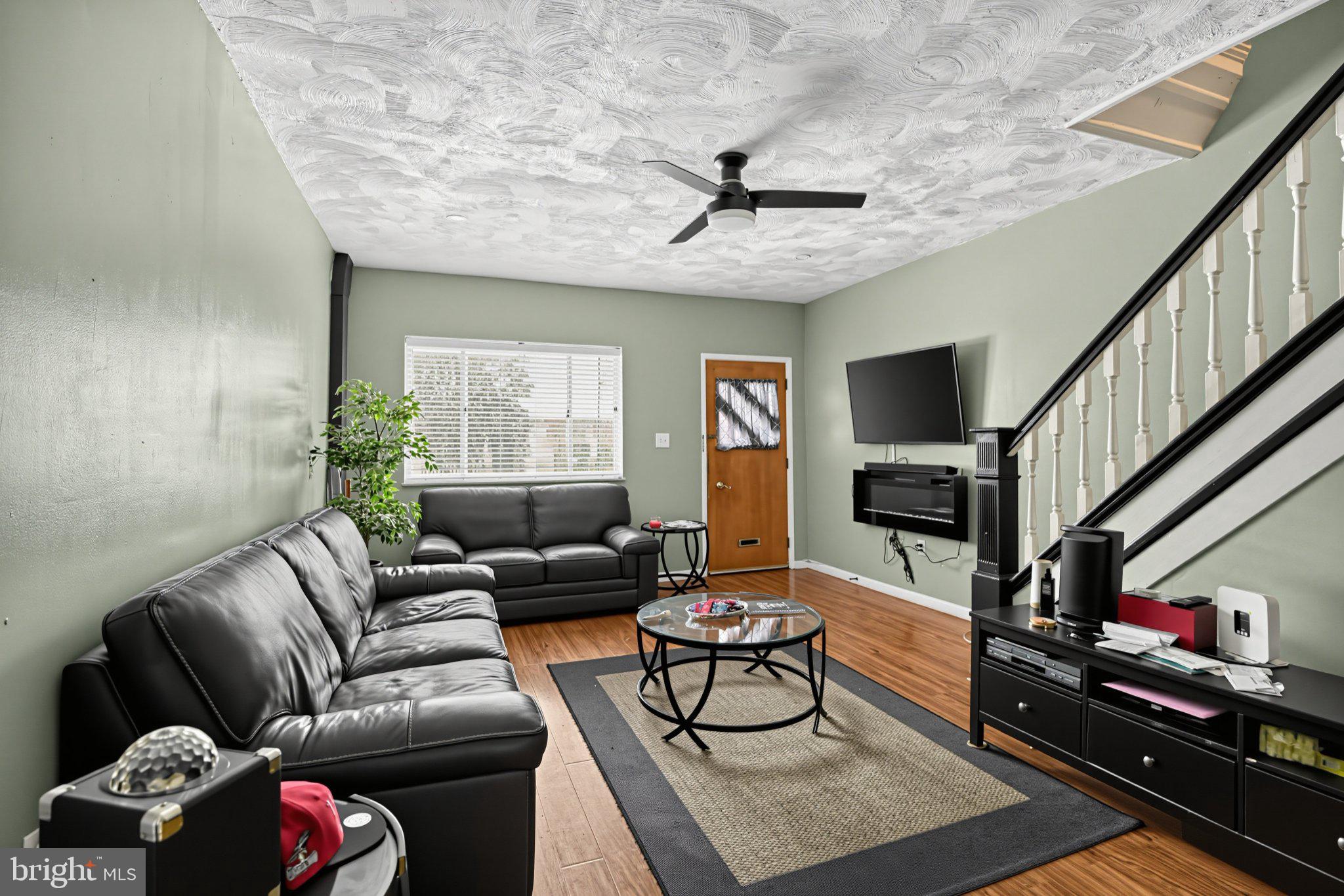 933 N 66TH STREET
