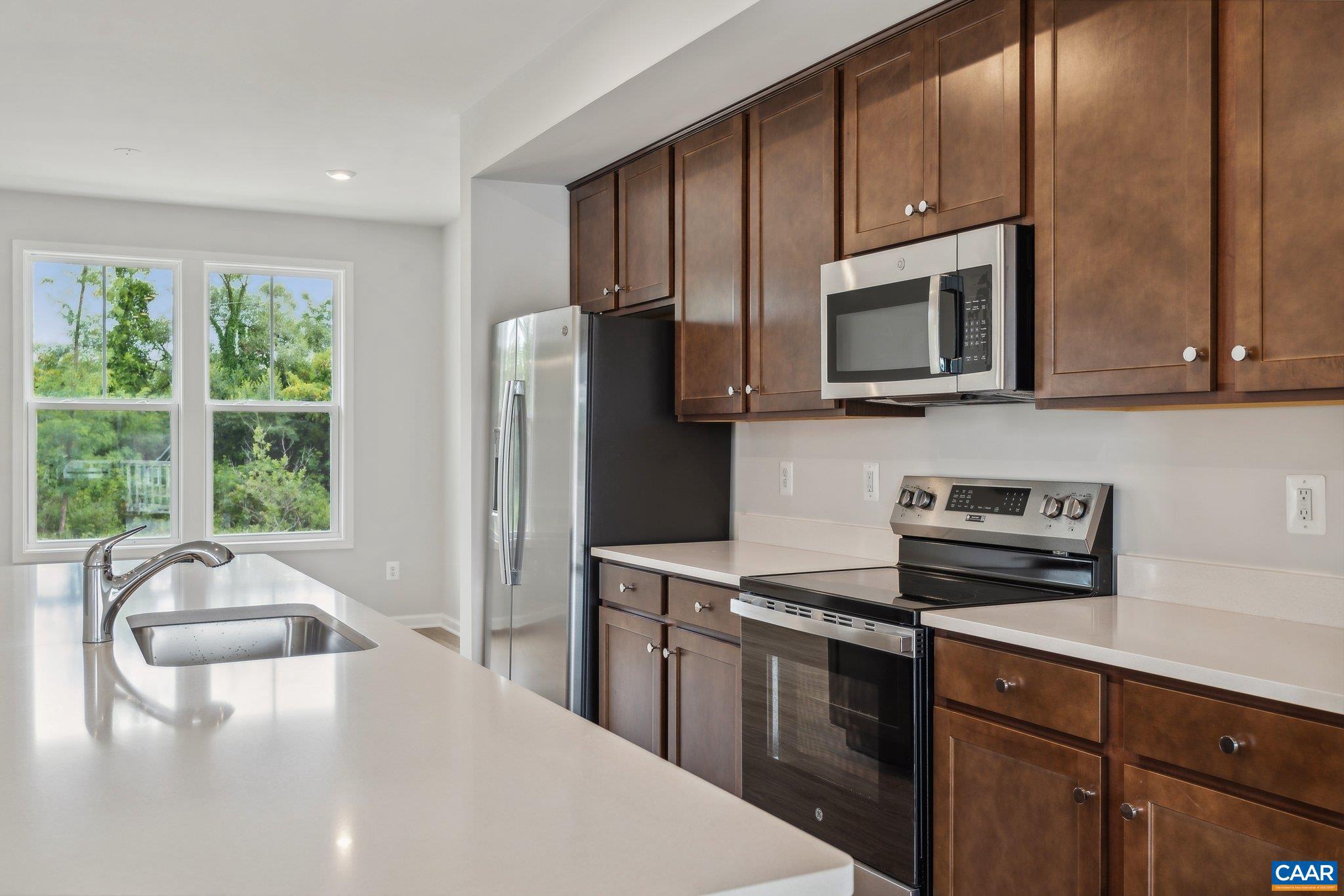 PLEASANT GREEN - Residential