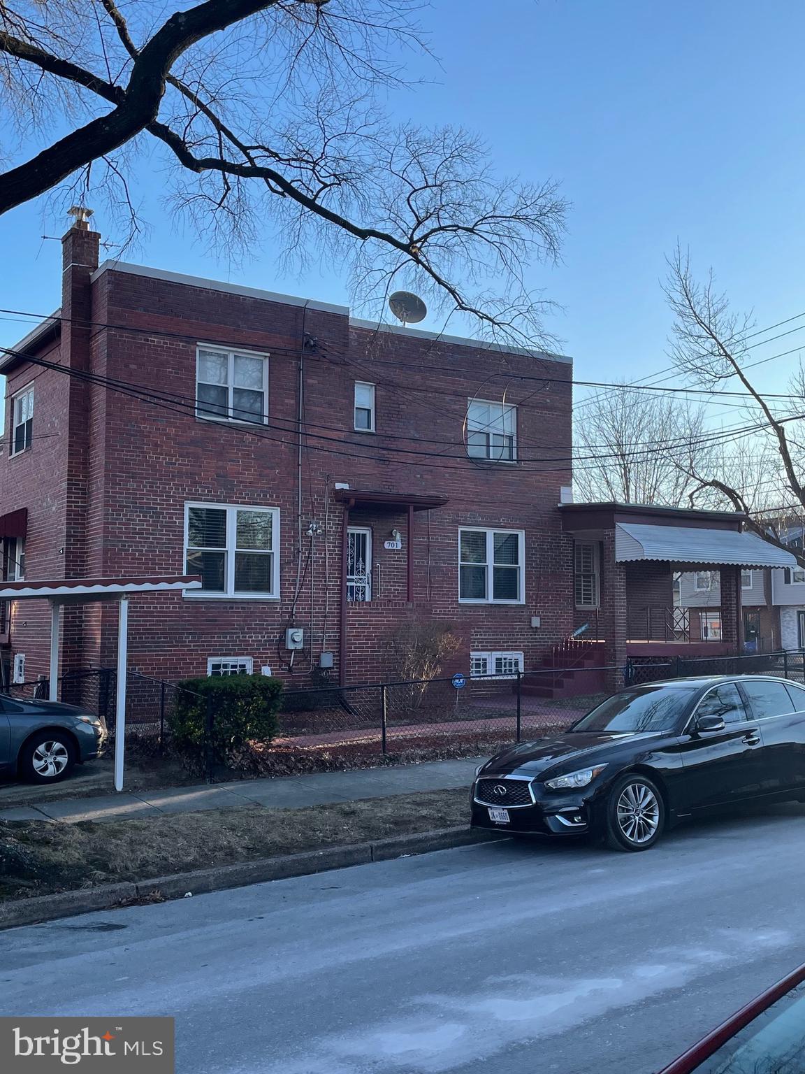 701 CRITTENDEN STREET NE