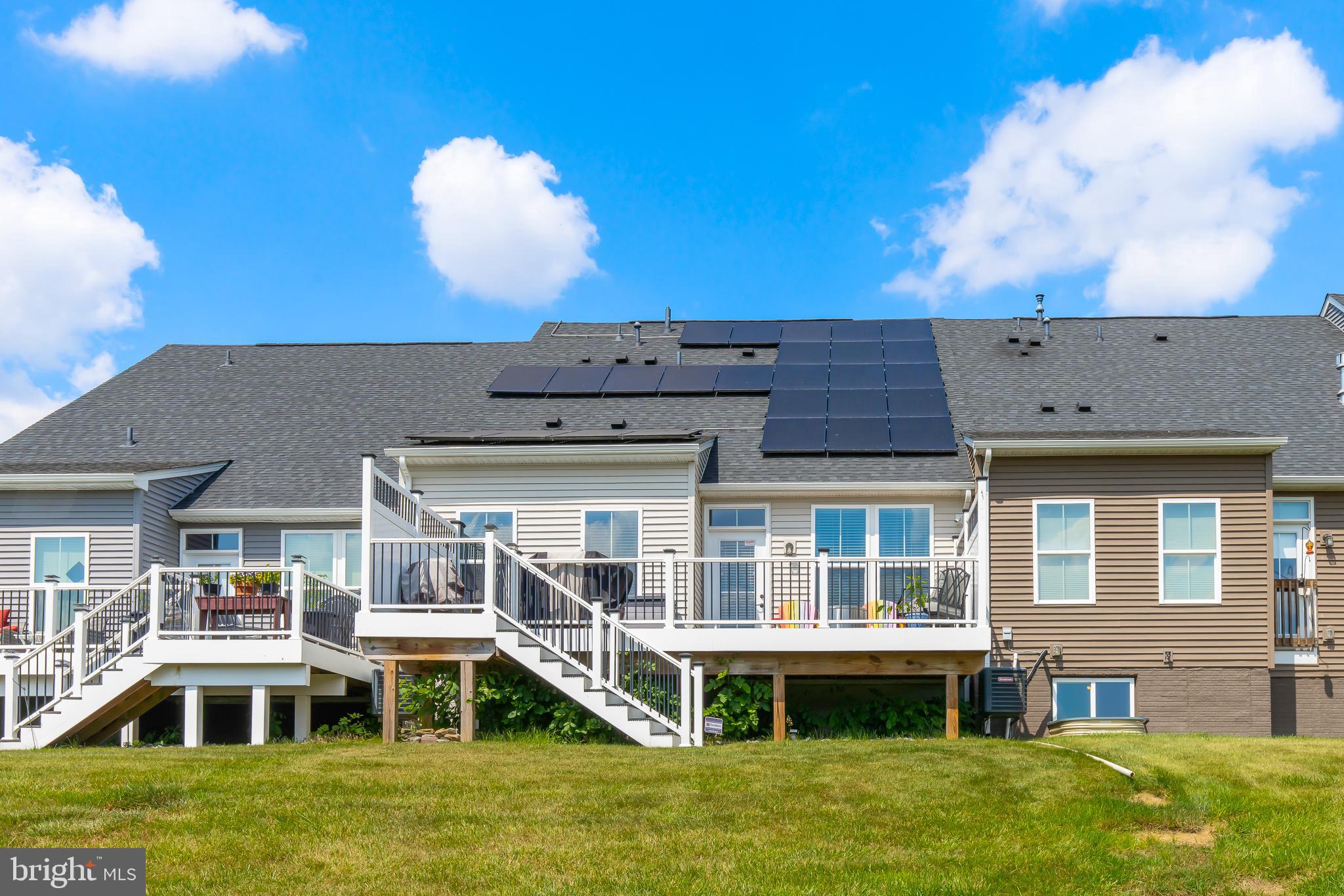 REGENTS GLEN VILLAS - Residential