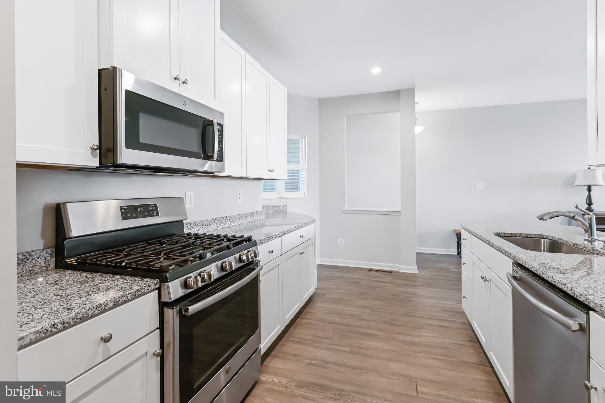 REGENTS GLEN VILLAS - Residential