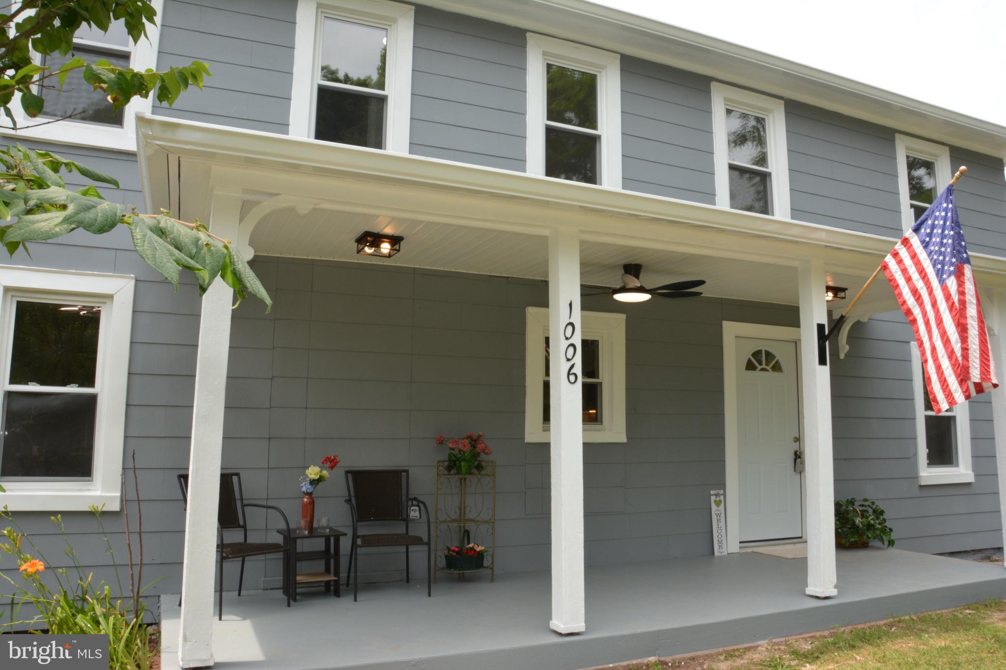 1006 CIRCLE DRIVE