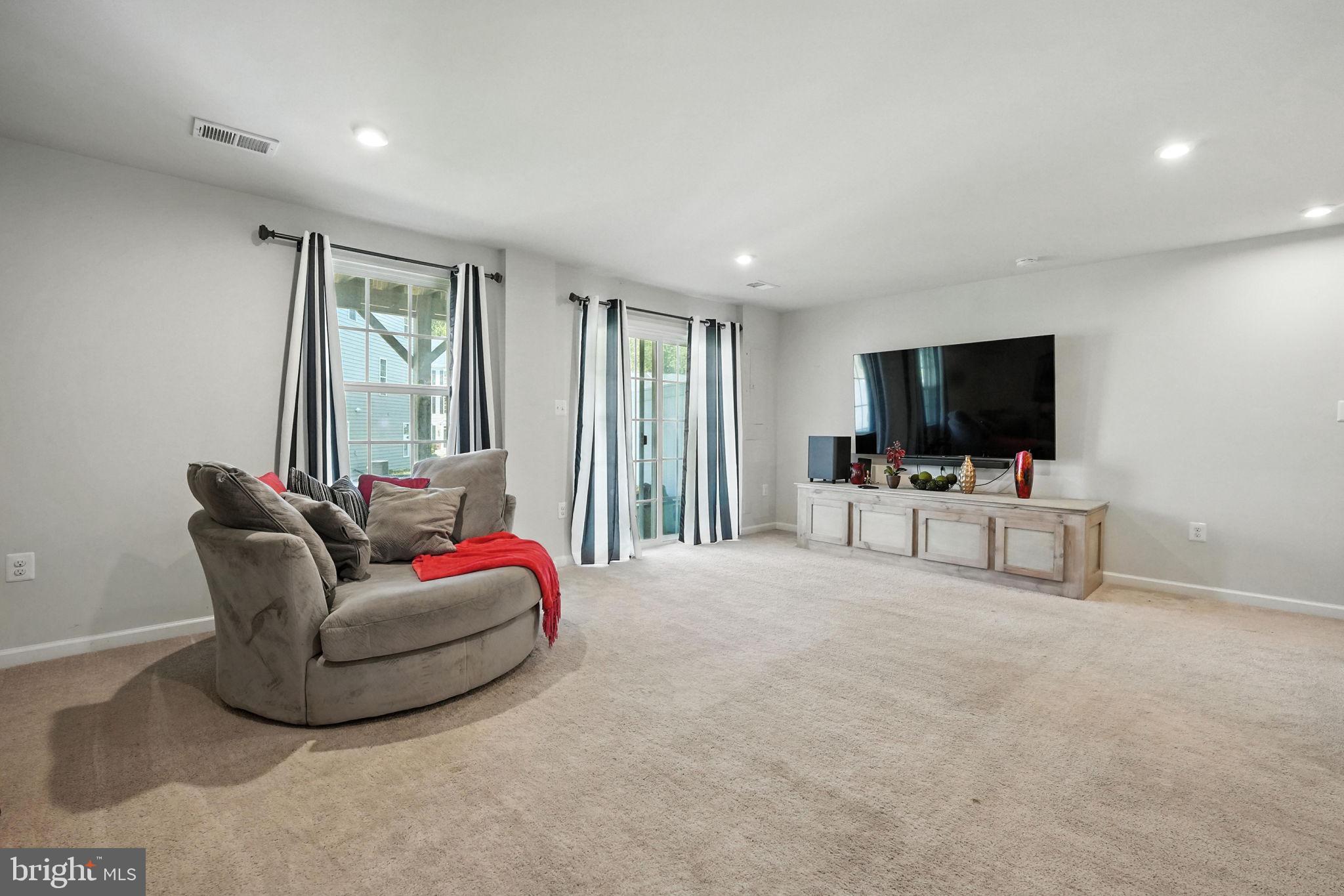 RAPPAHANNOCK LANDING - Residential