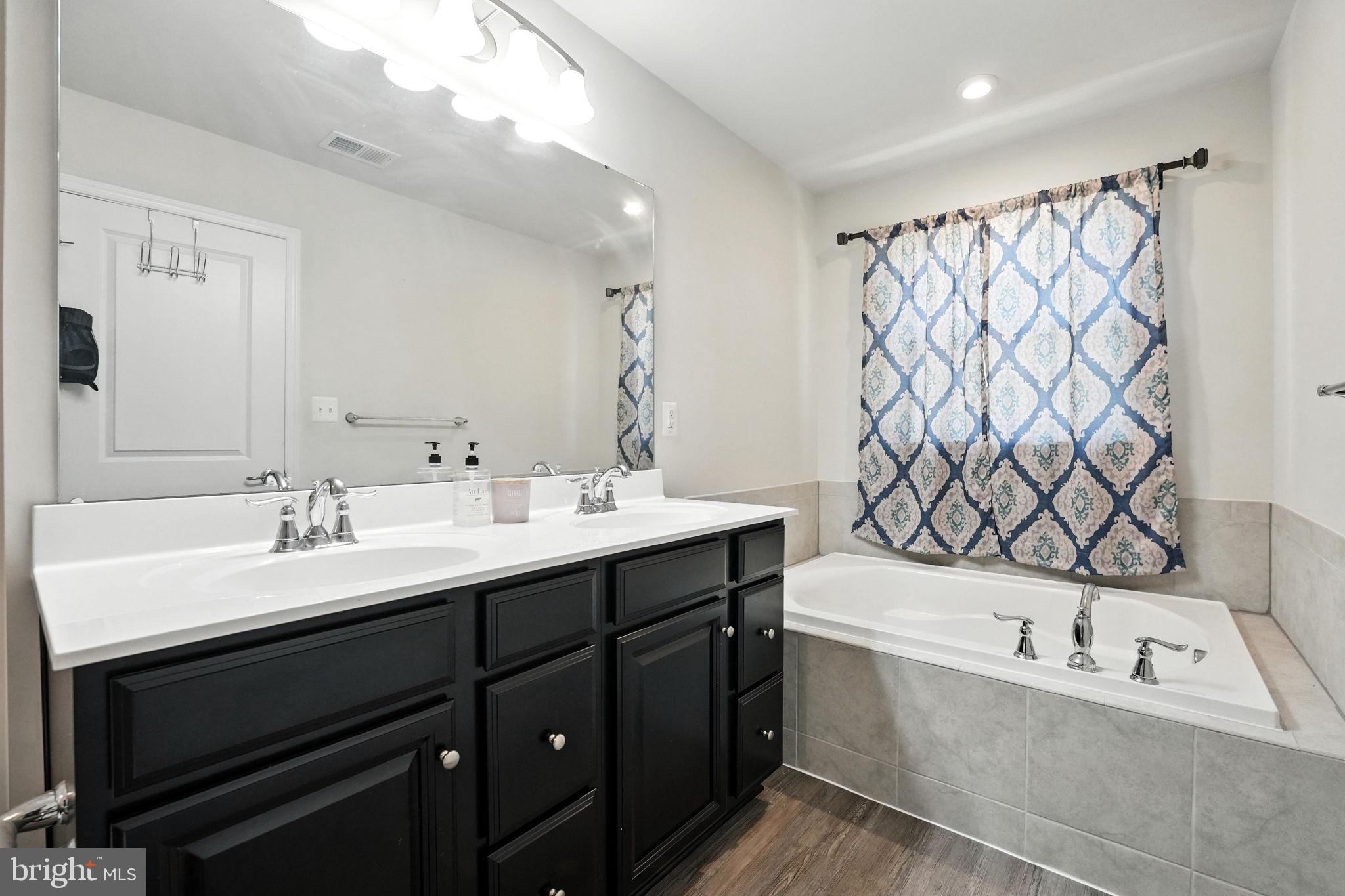 RAPPAHANNOCK LANDING - Residential