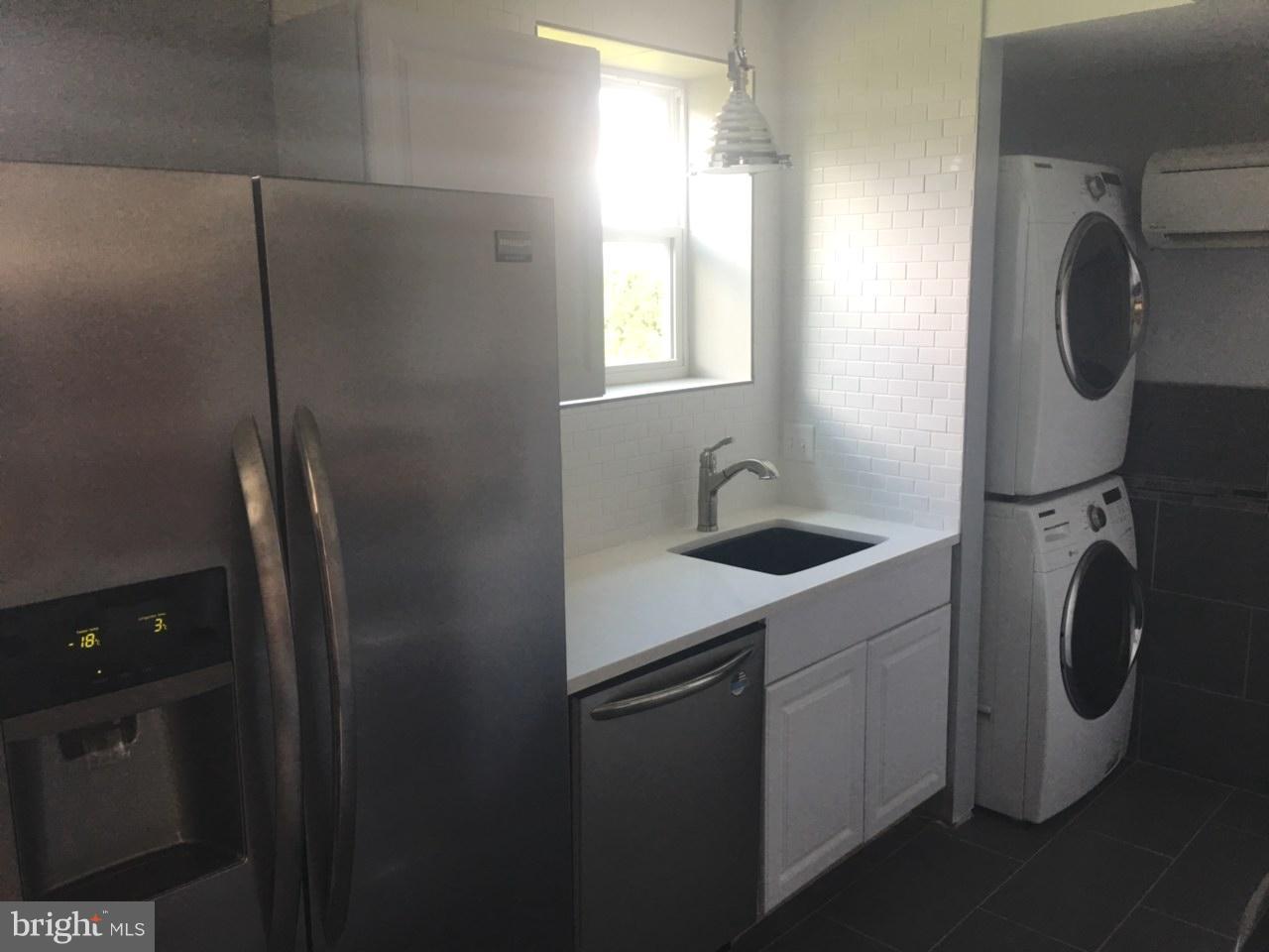 COLLEGE HEIGHTS - Residential Lease