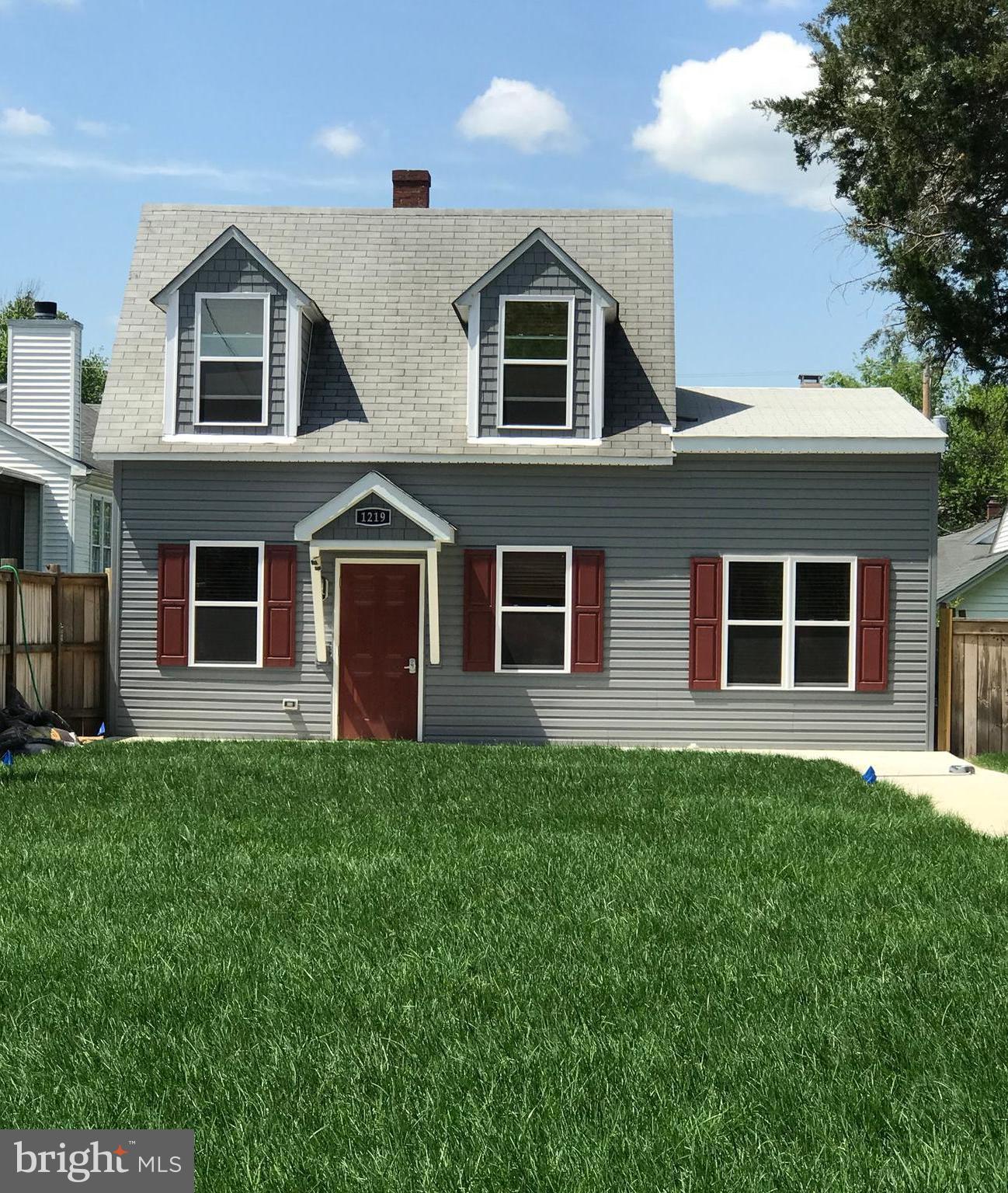 COLLEGE HEIGHTS - Residential Lease