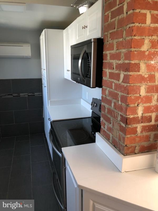 COLLEGE HEIGHTS - Residential Lease