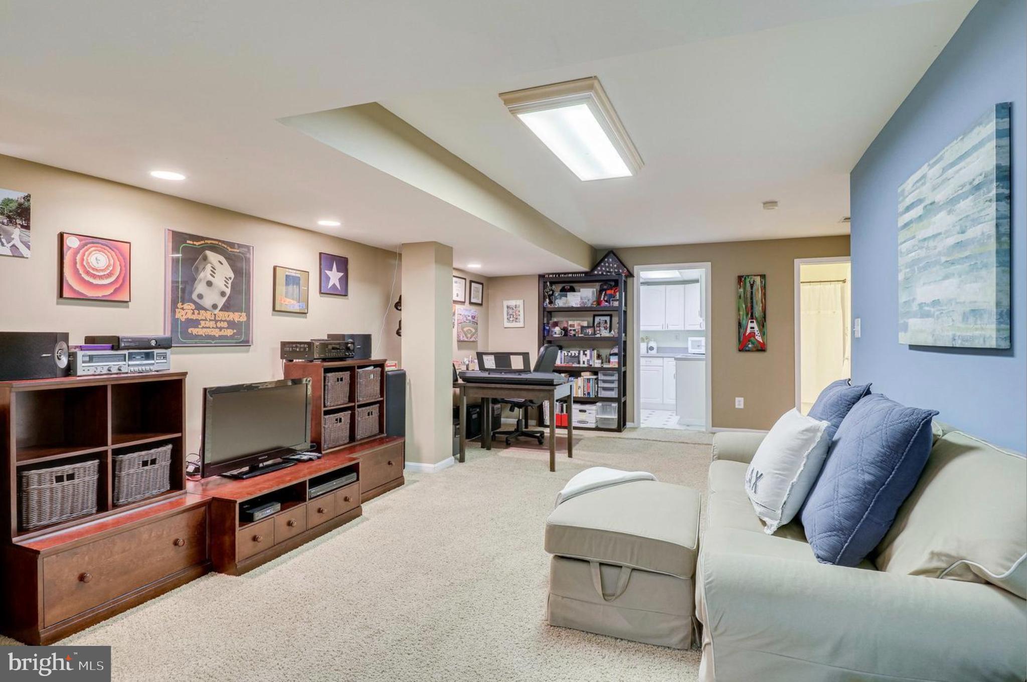 CENTURY OAK - Residential Lease