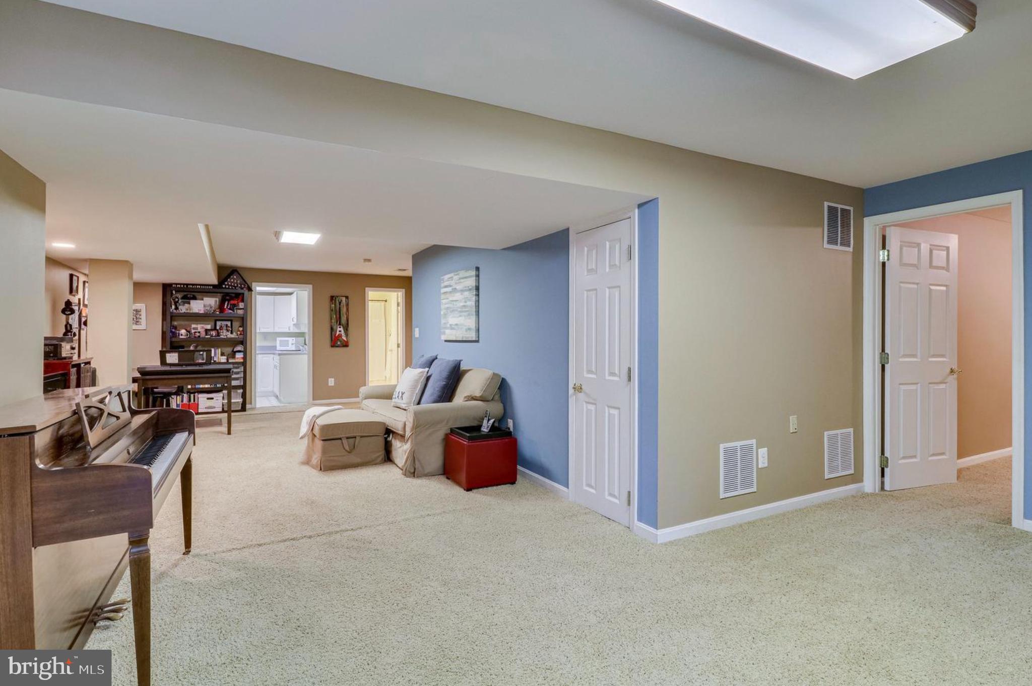 CENTURY OAK - Residential Lease