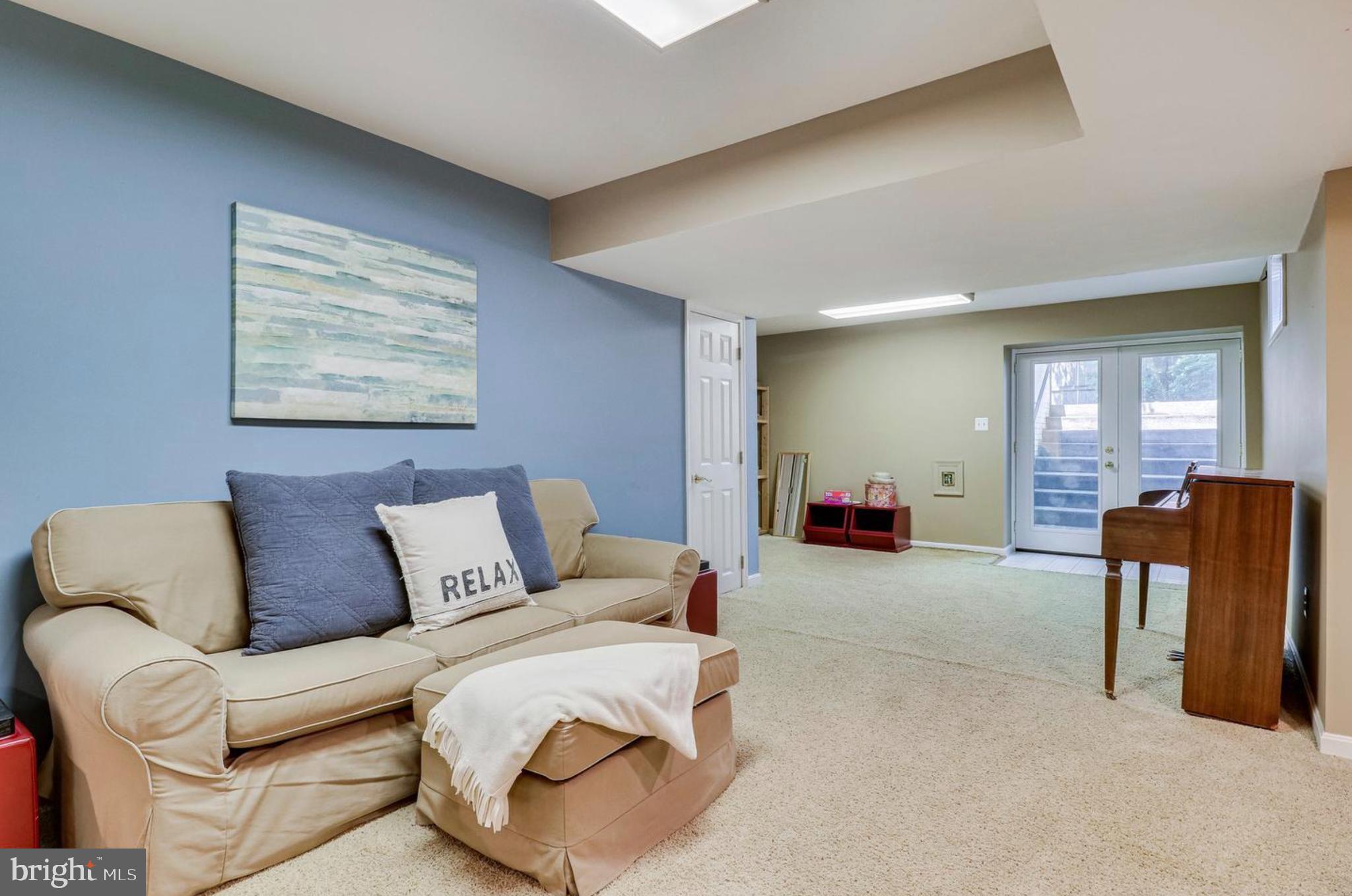 CENTURY OAK - Residential Lease