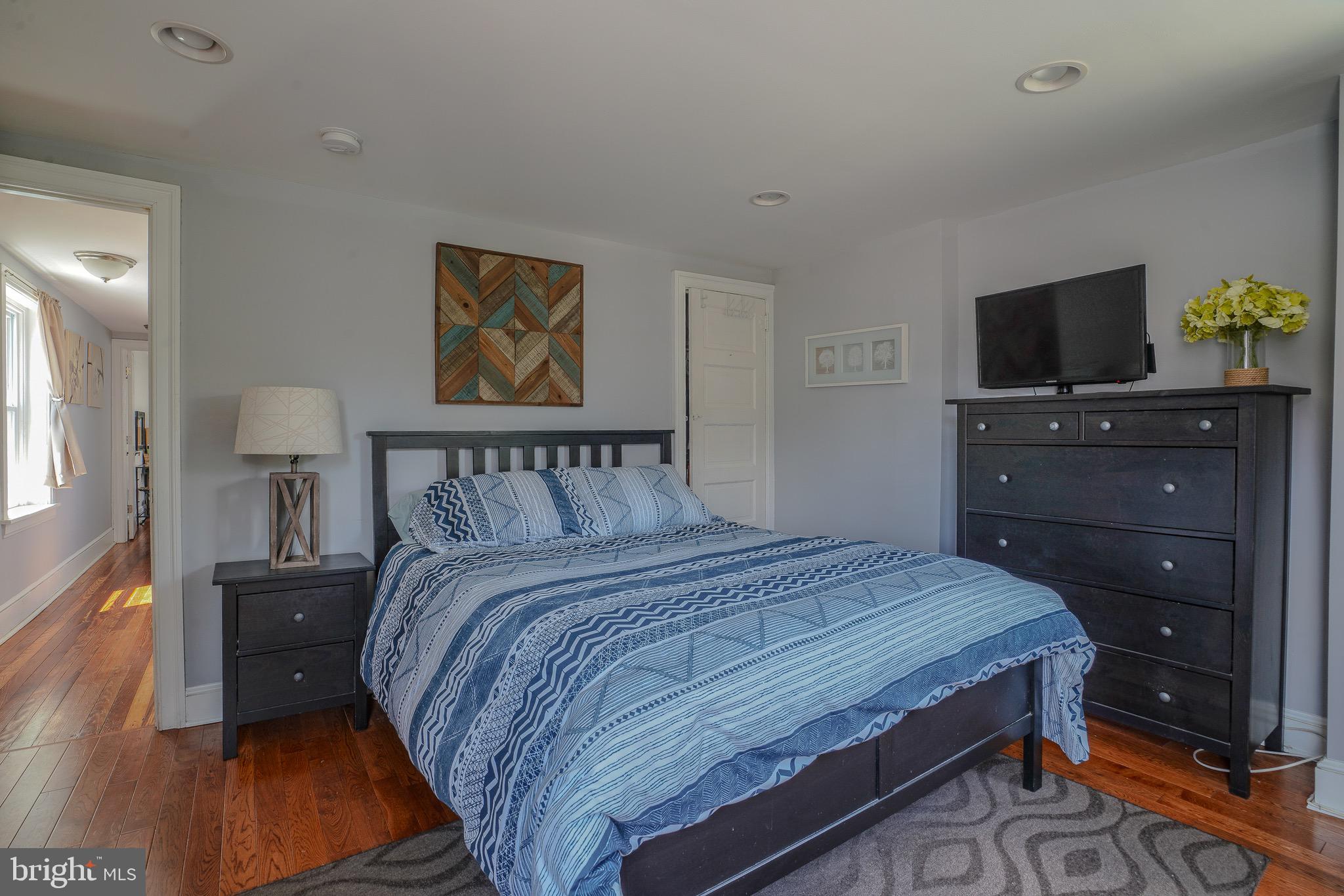 CONSHOHOCKEN - Residential