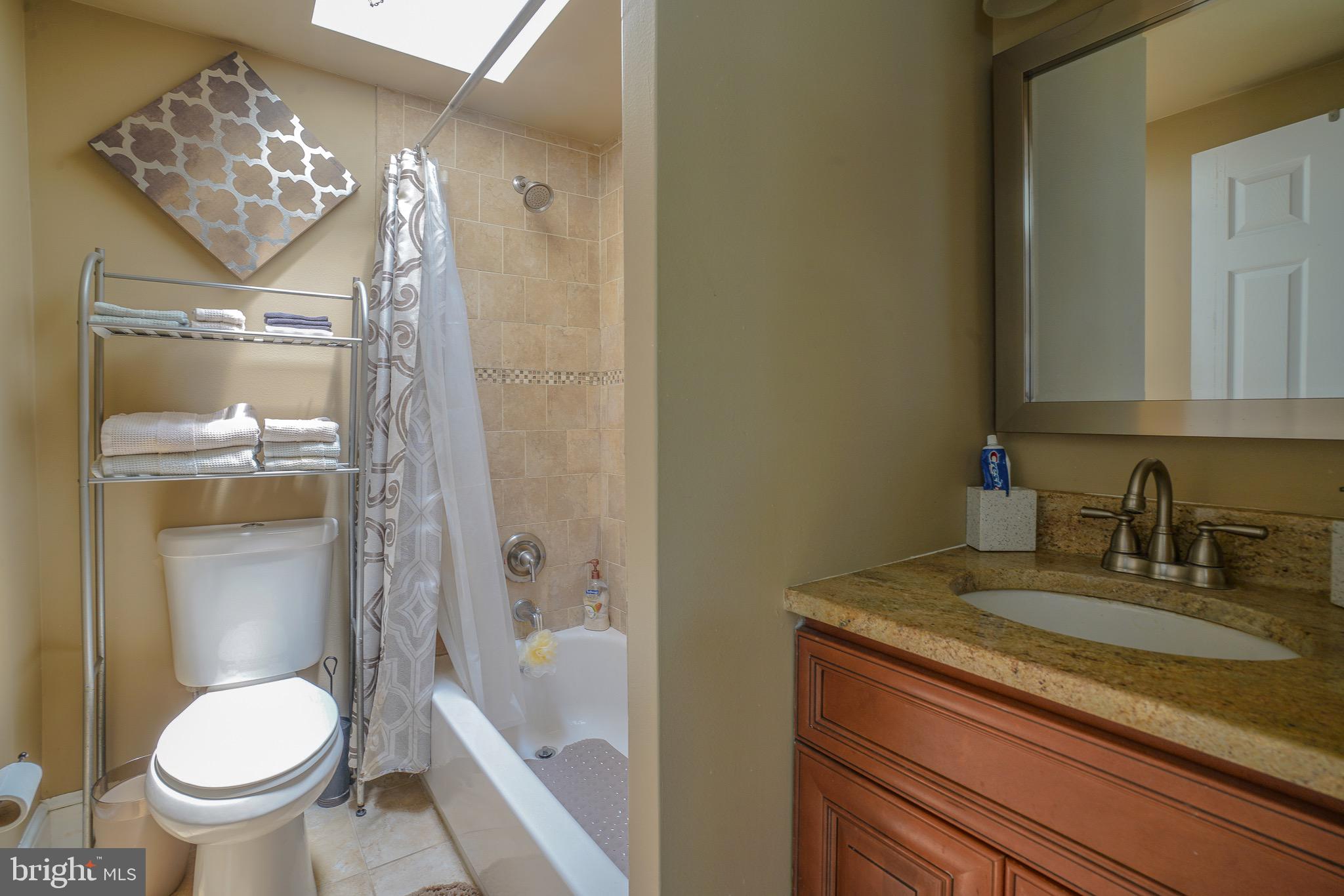 CONSHOHOCKEN - Residential