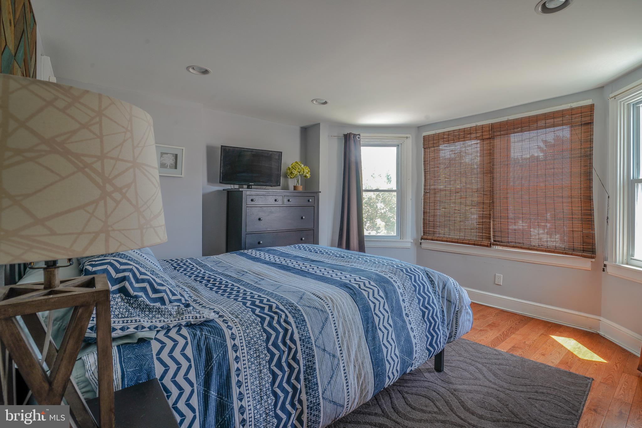 CONSHOHOCKEN - Residential