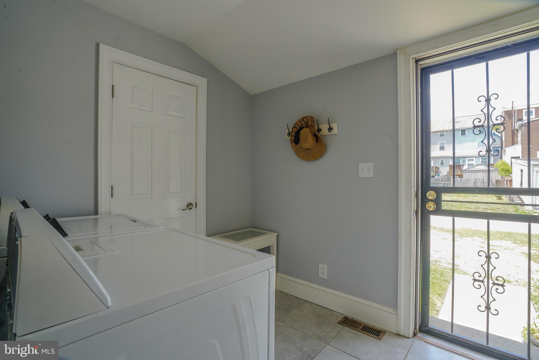 CONSHOHOCKEN - Residential