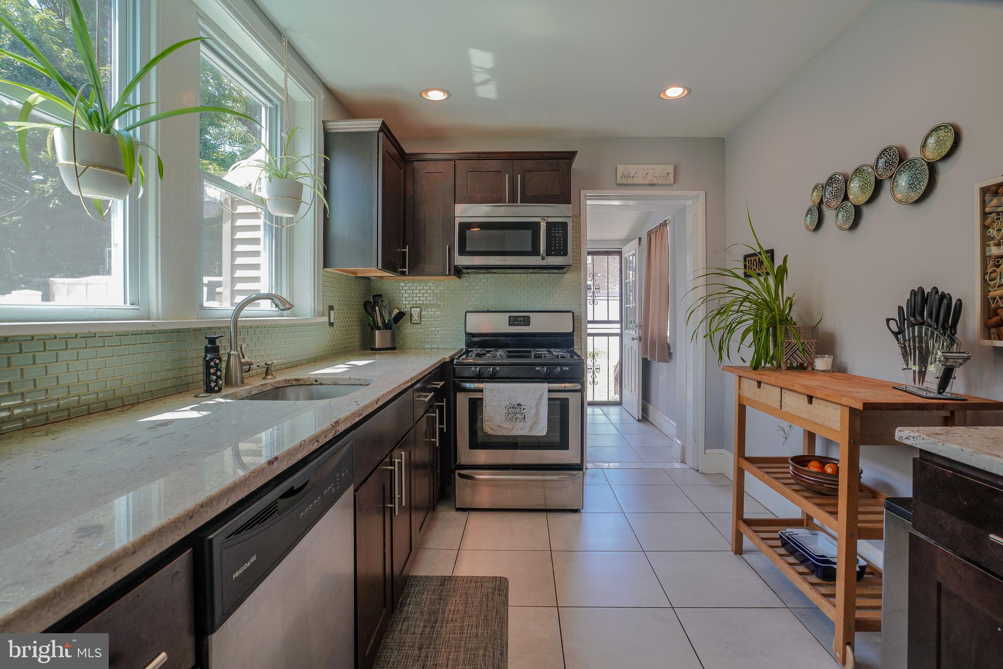 CONSHOHOCKEN - Residential