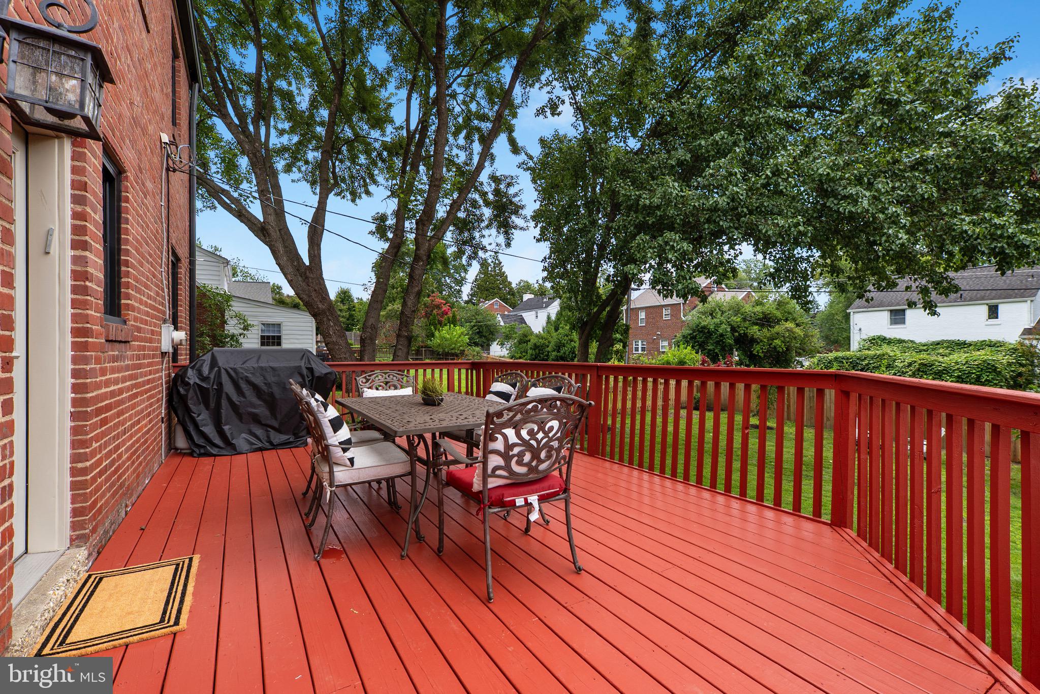 HILLWOOD - Residential