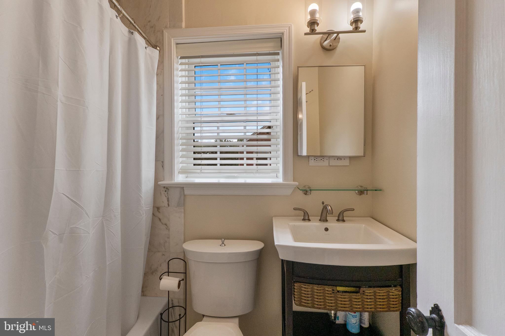 HILLWOOD - Residential