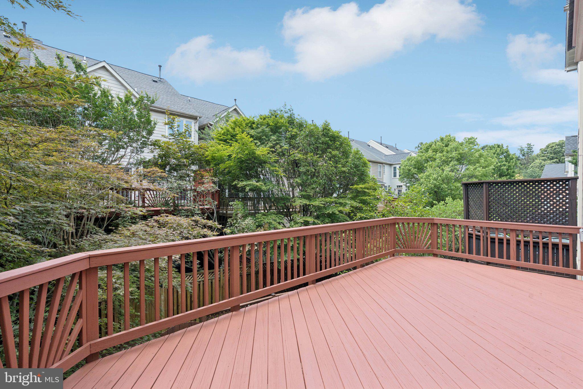 AMBERWOOD - Residential Lease