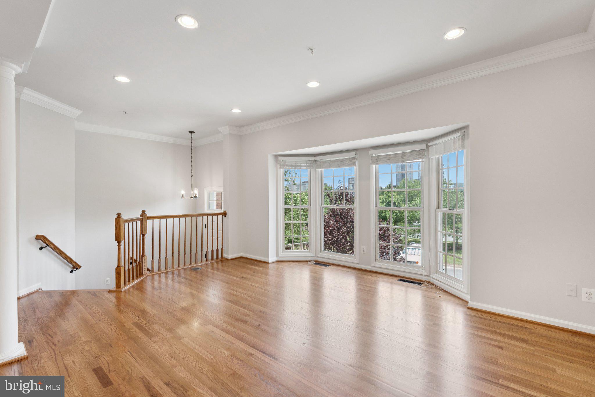 AMBERWOOD - Residential Lease