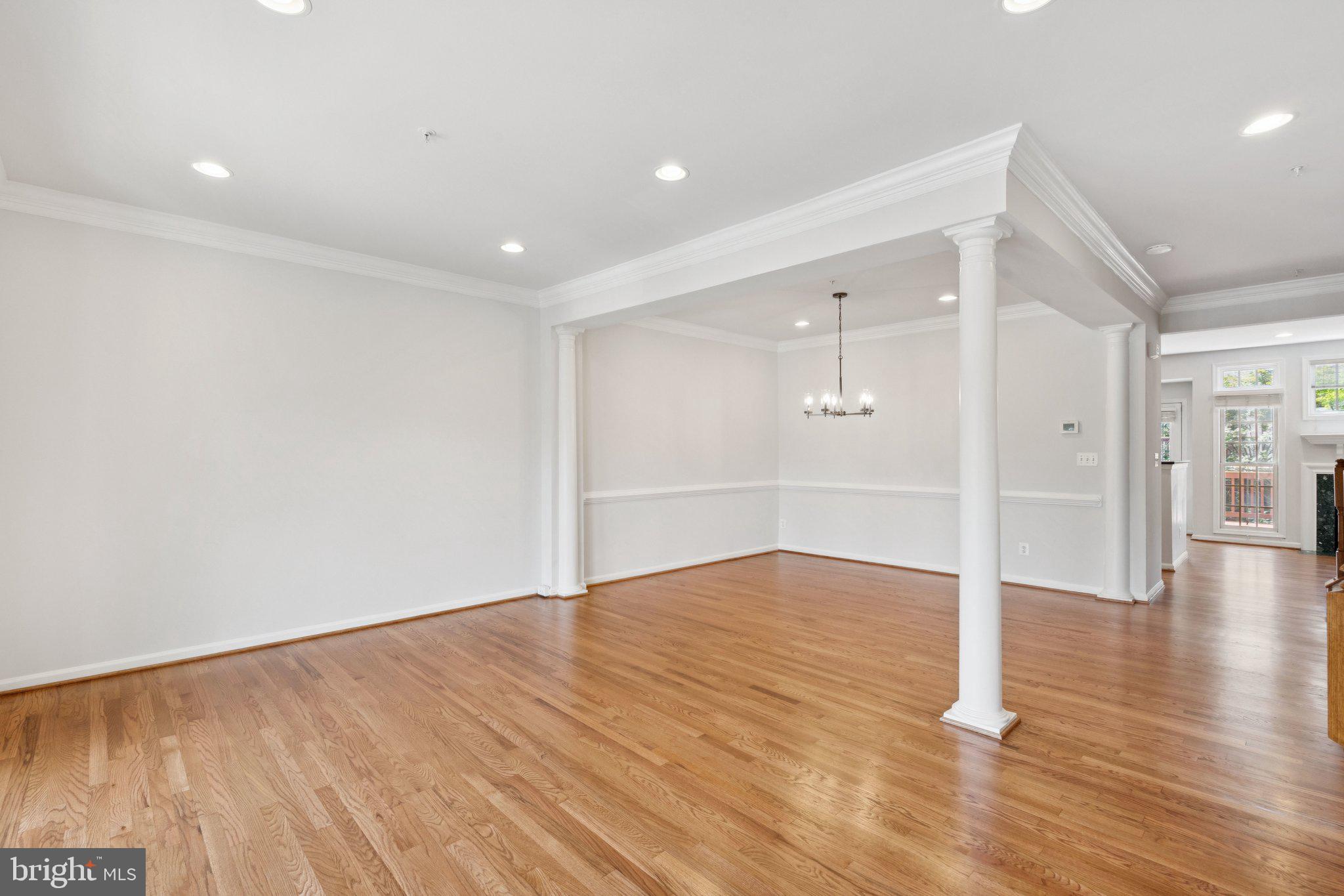 AMBERWOOD - Residential Lease