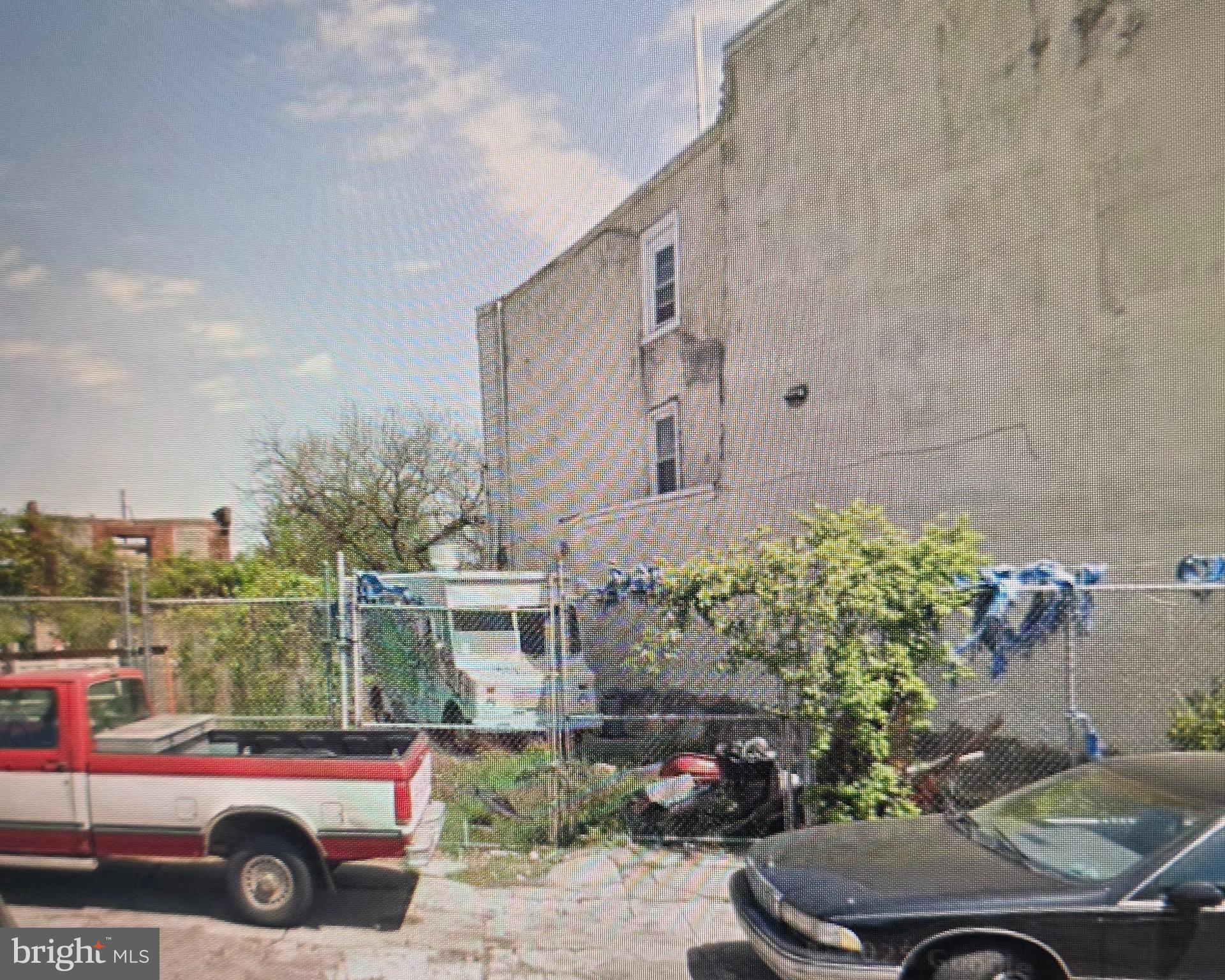 3923 N BROAD STREET