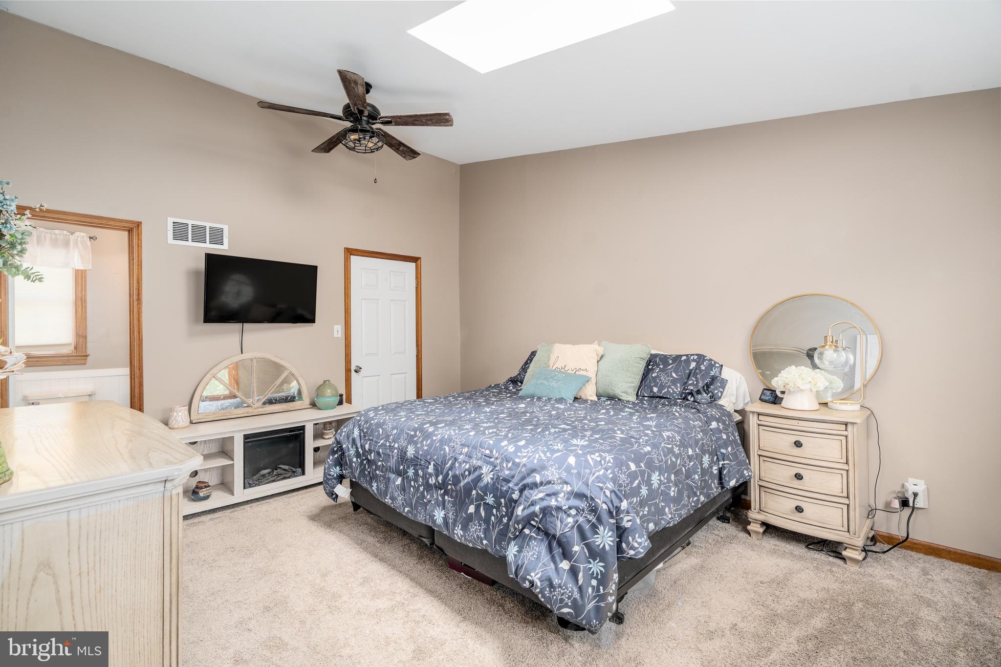 ACADEMY HILLS - Residential