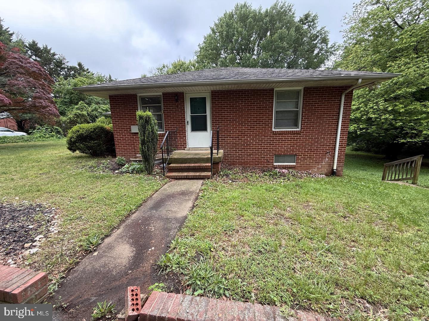 NONE AVAILABLE - Residential Lease