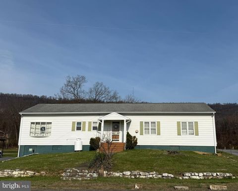 3467 POOR HOUSE ROAD MARTINSBURG WV 25403