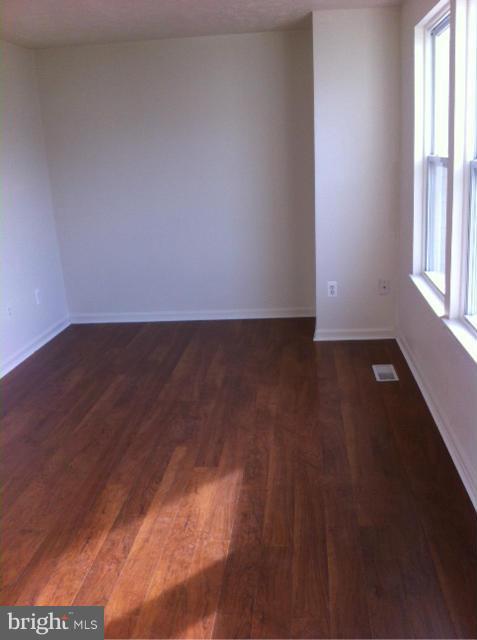 NEW BRITAIN - Residential