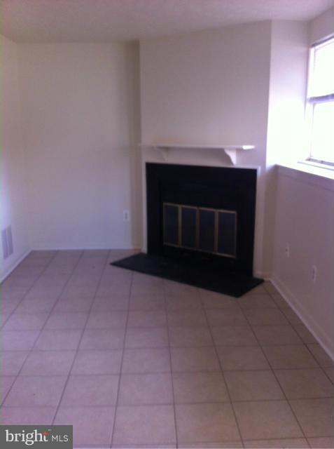 NEW BRITAIN - Residential